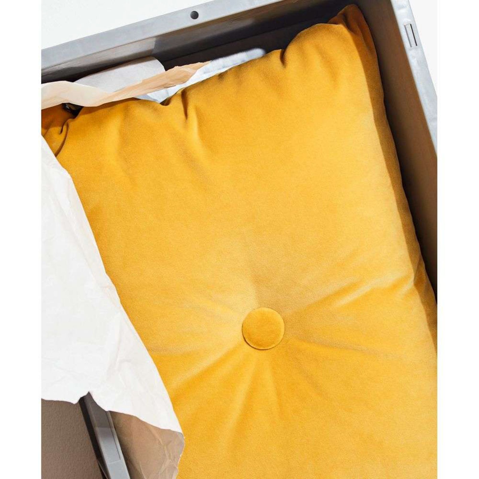 Dot Cushion 1 Dot Soft Yellow - HAY