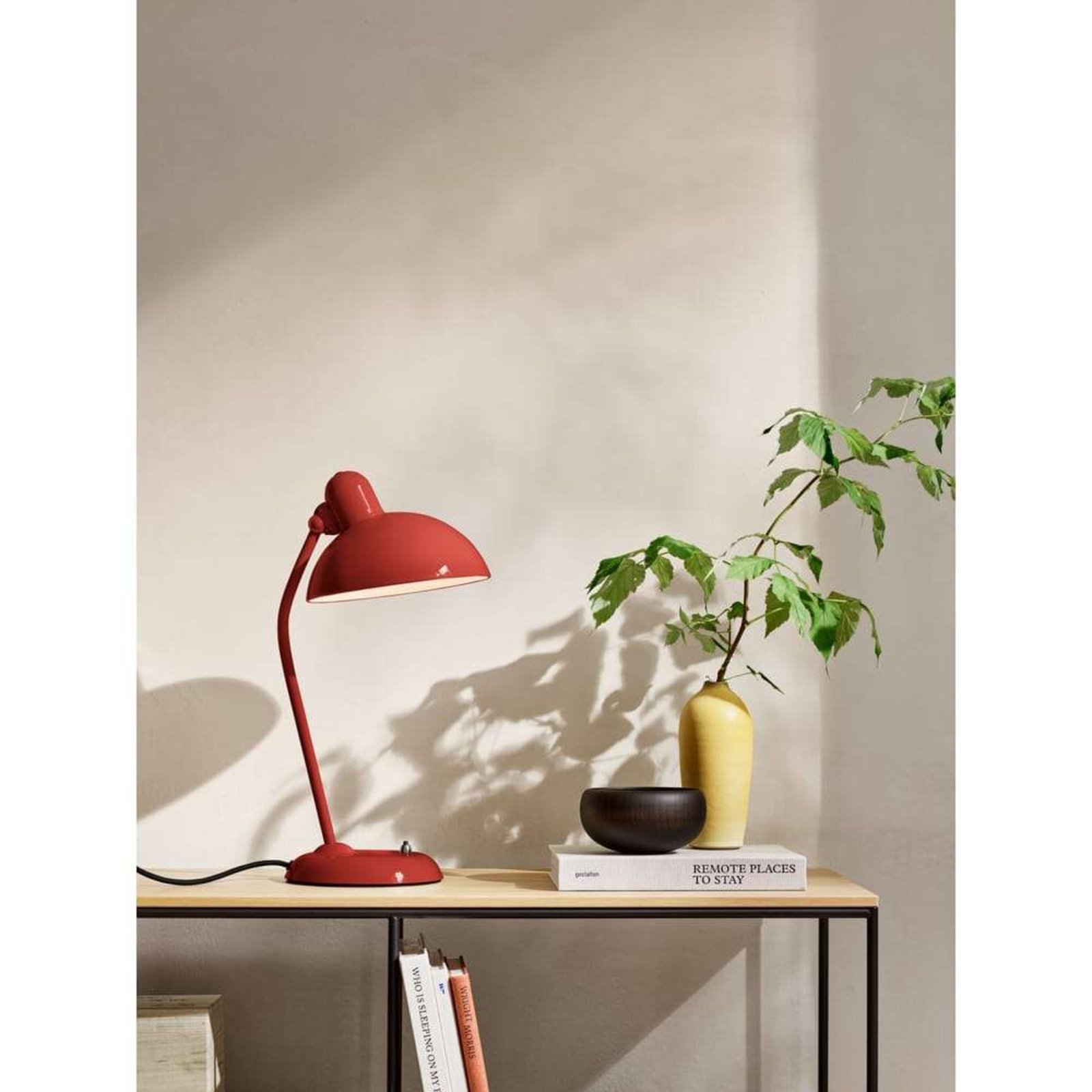 KAISER idell™ 6556-T Table Lamp Venetian Red - Fritz Hansen