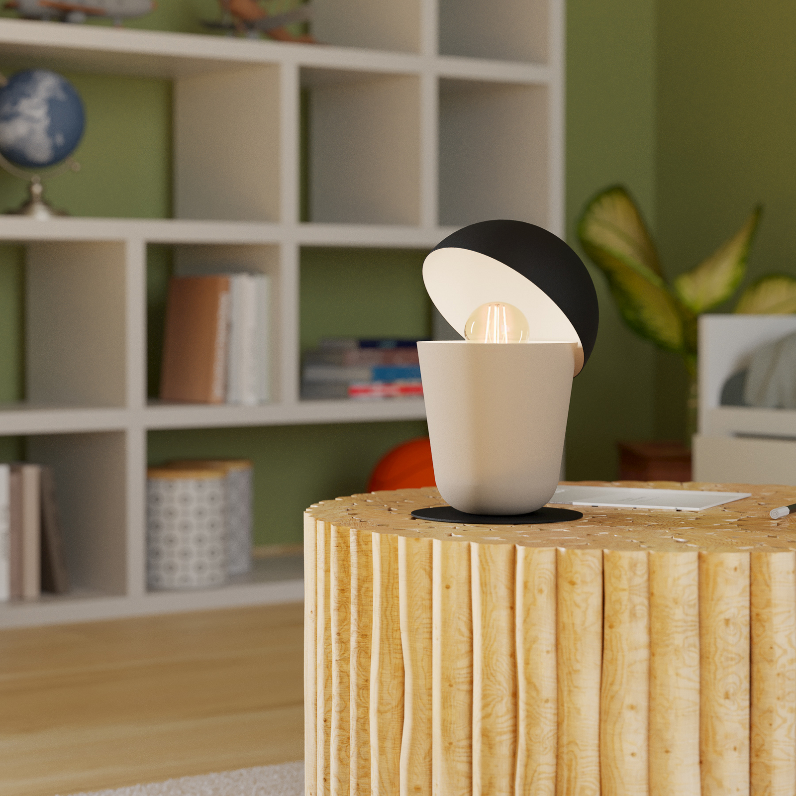 Настолна лампа Batabano с капак, пясъчен цвят/черно Настолна лампа Batabano с капак, пясъчен цвят/черно