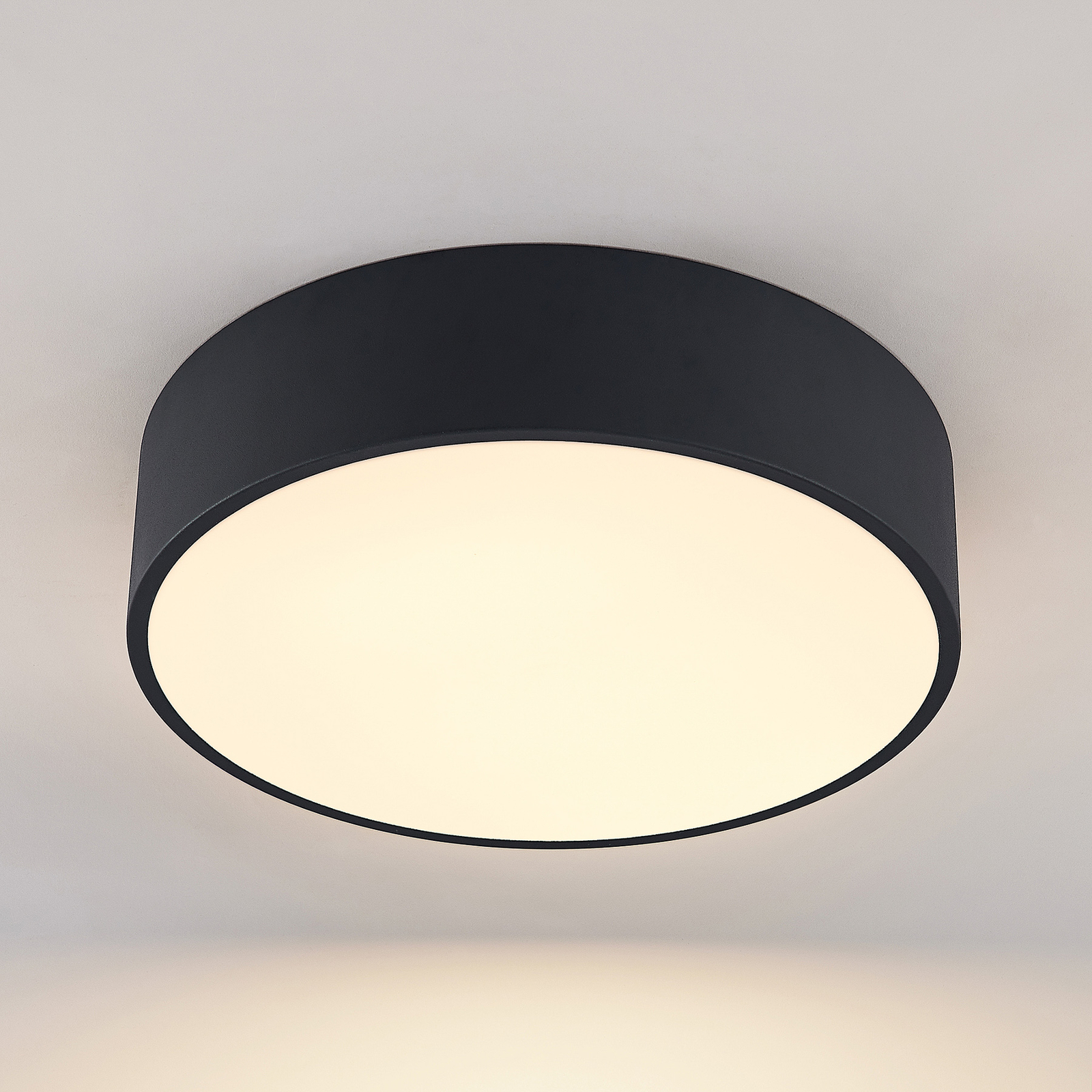 Arcchio Noabelle LED ceiling lamp, black, 40 cm