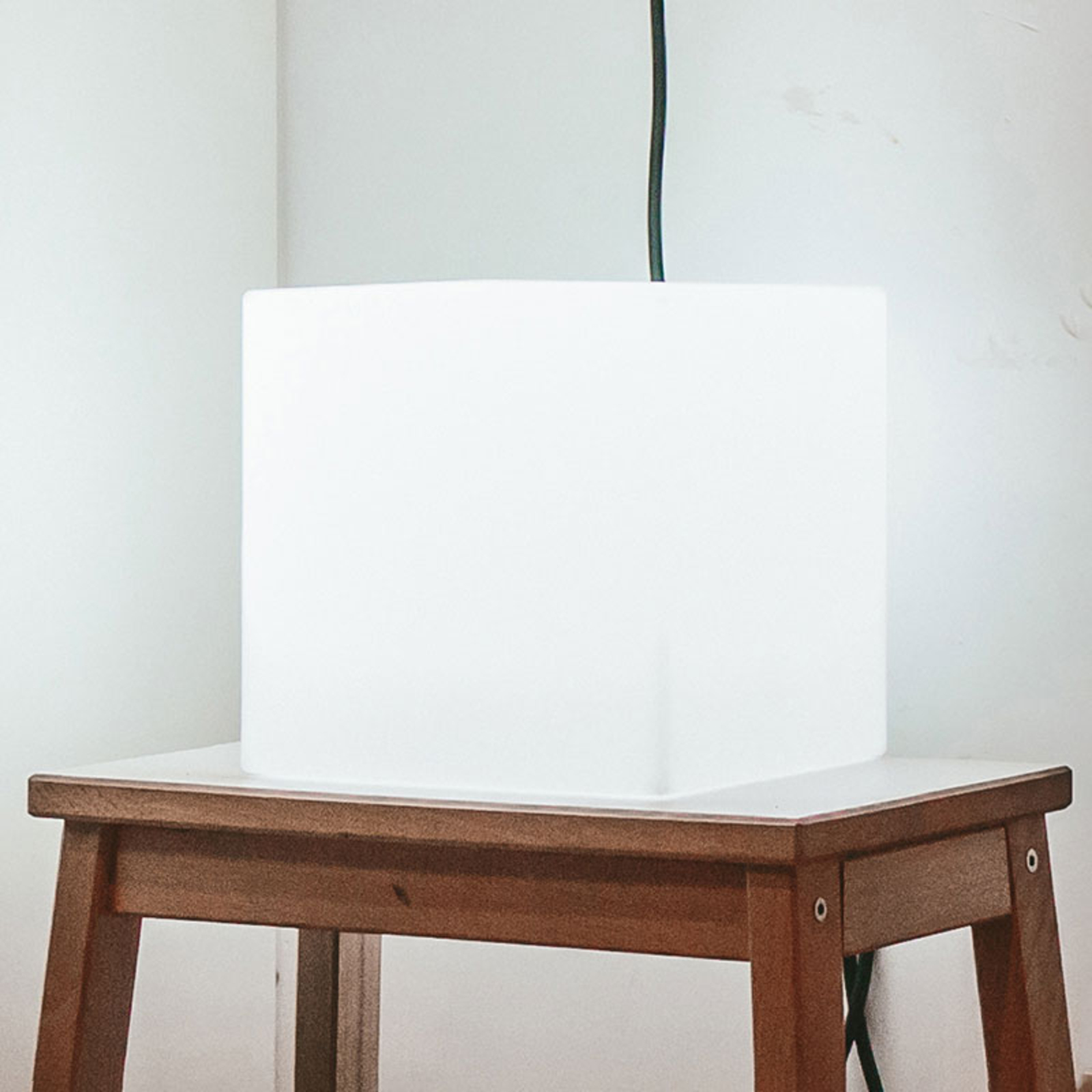 Newgarden Cuby dekoratívna svetelná kocka výška 20 cm