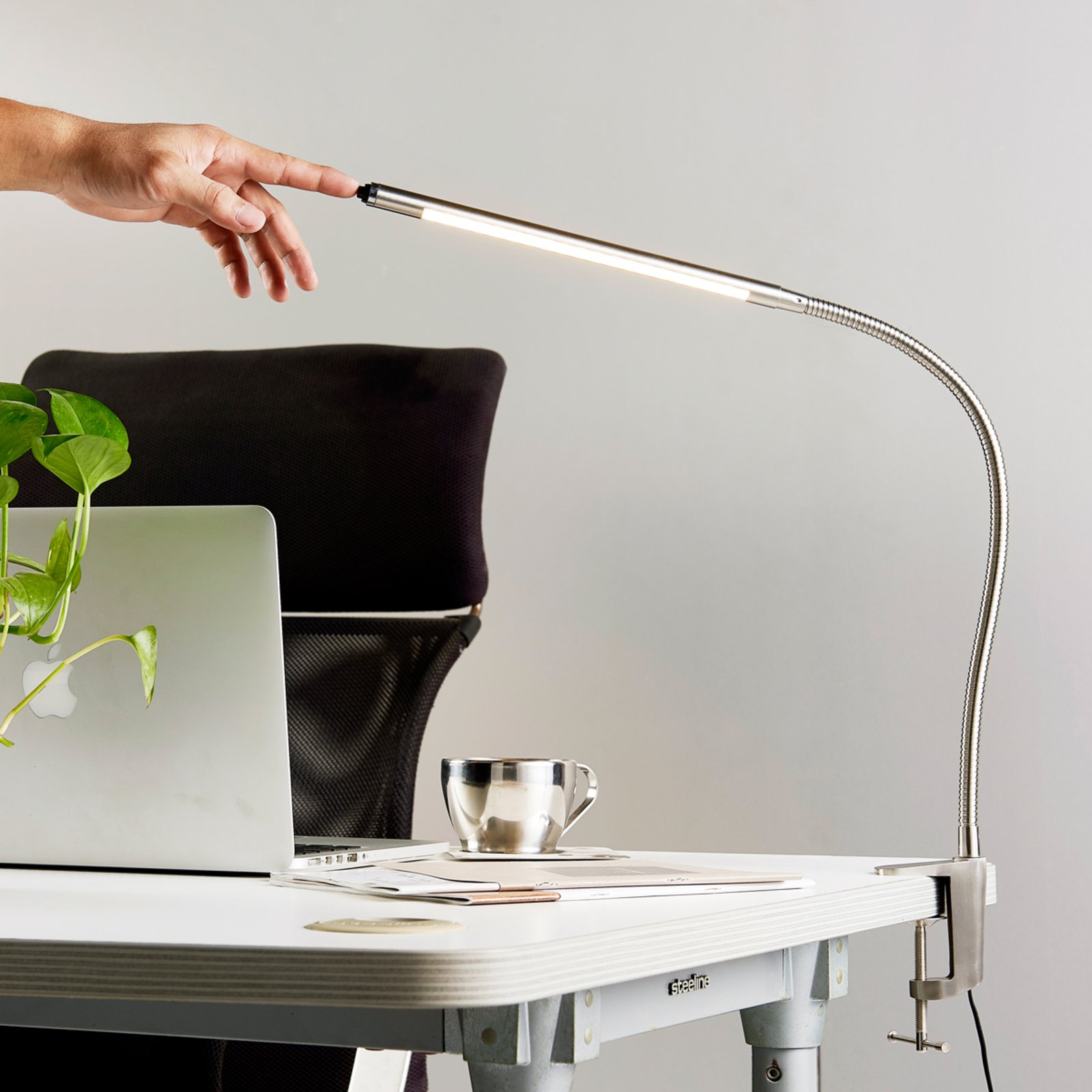 Lionard LED Lámpara de Abrazadera Nickel - Lindby