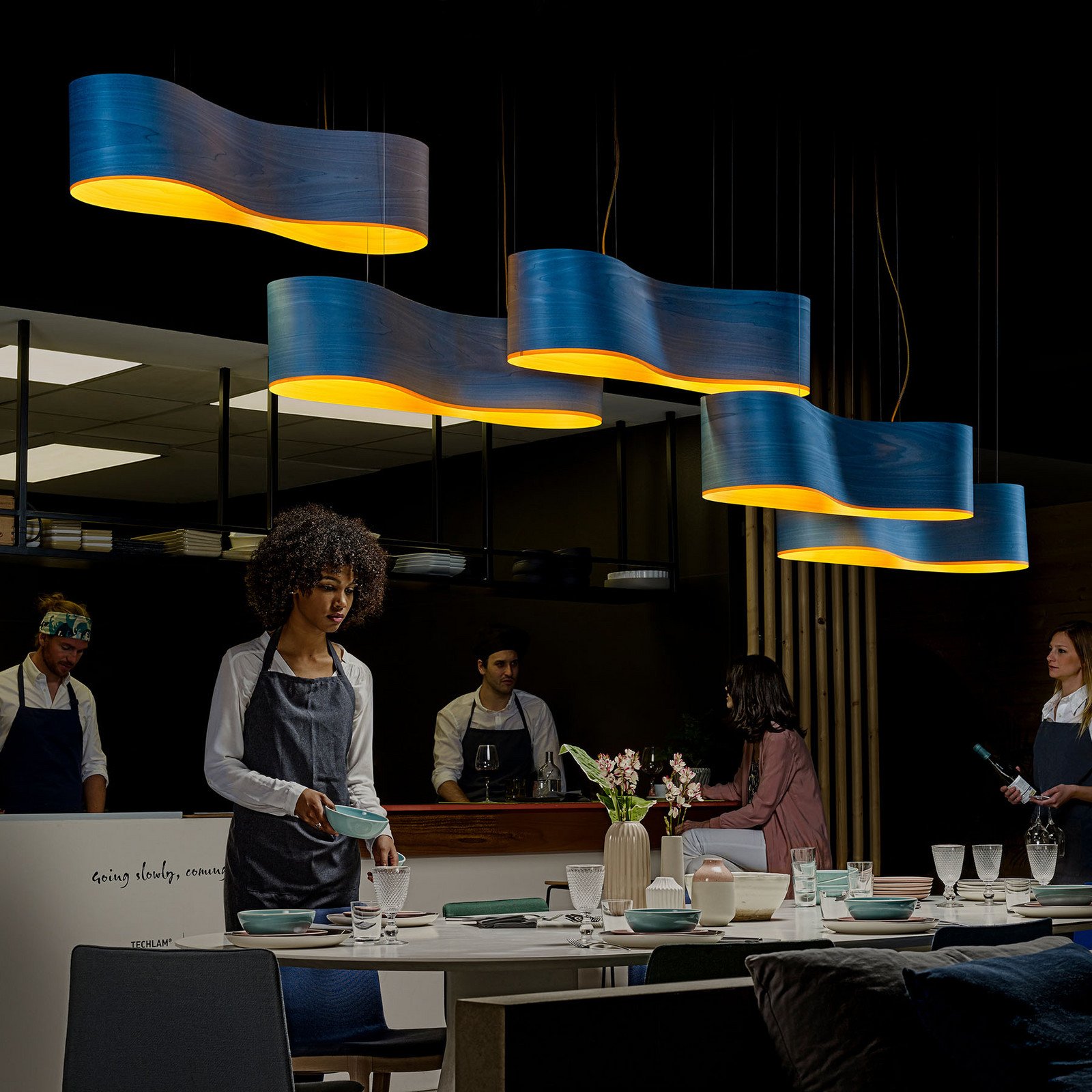 LZF LAMPS LZF New Wave lampă suspendată albastru/galben - Camera de zi / sufragerie - design - albastru galben - Lemn