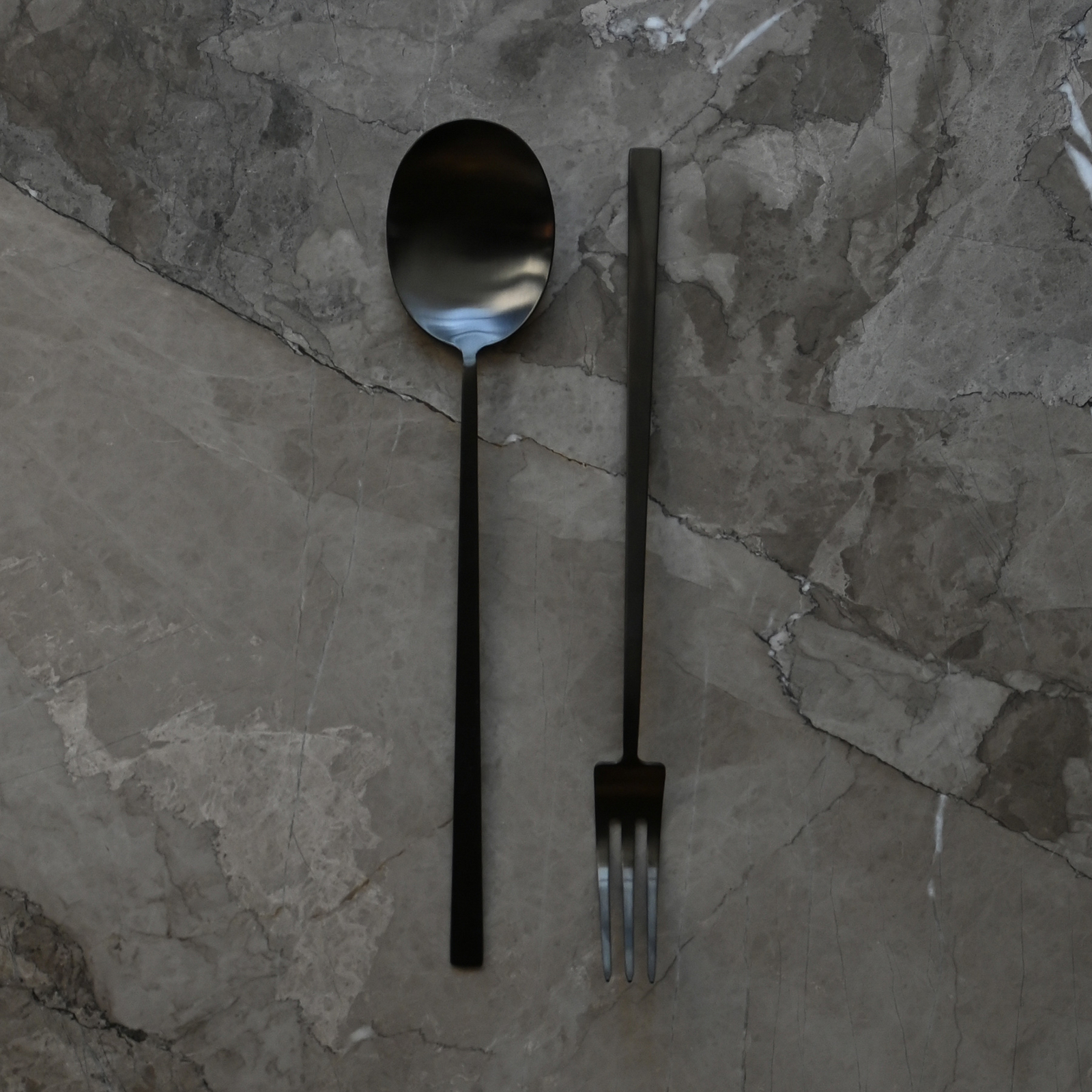 Zestaw sztućców do sałatek Kogei, czarny, zestaw 2 sztuki, 31 cm – 101