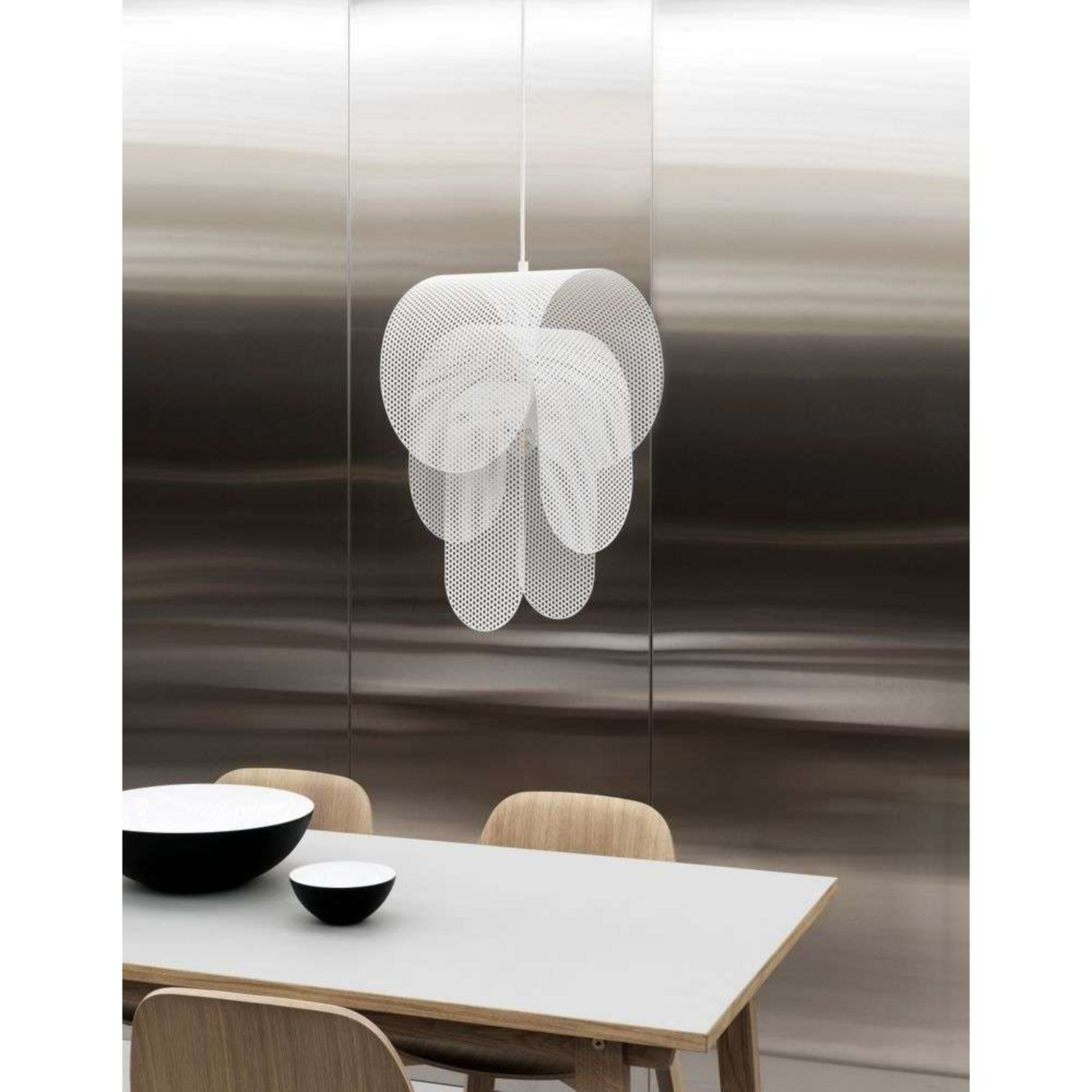 Superpose Taklampa White - Normann Copenhagen