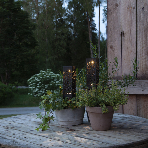 LED-solcelle-dekolampe Izola med jordspyd 2-ersett