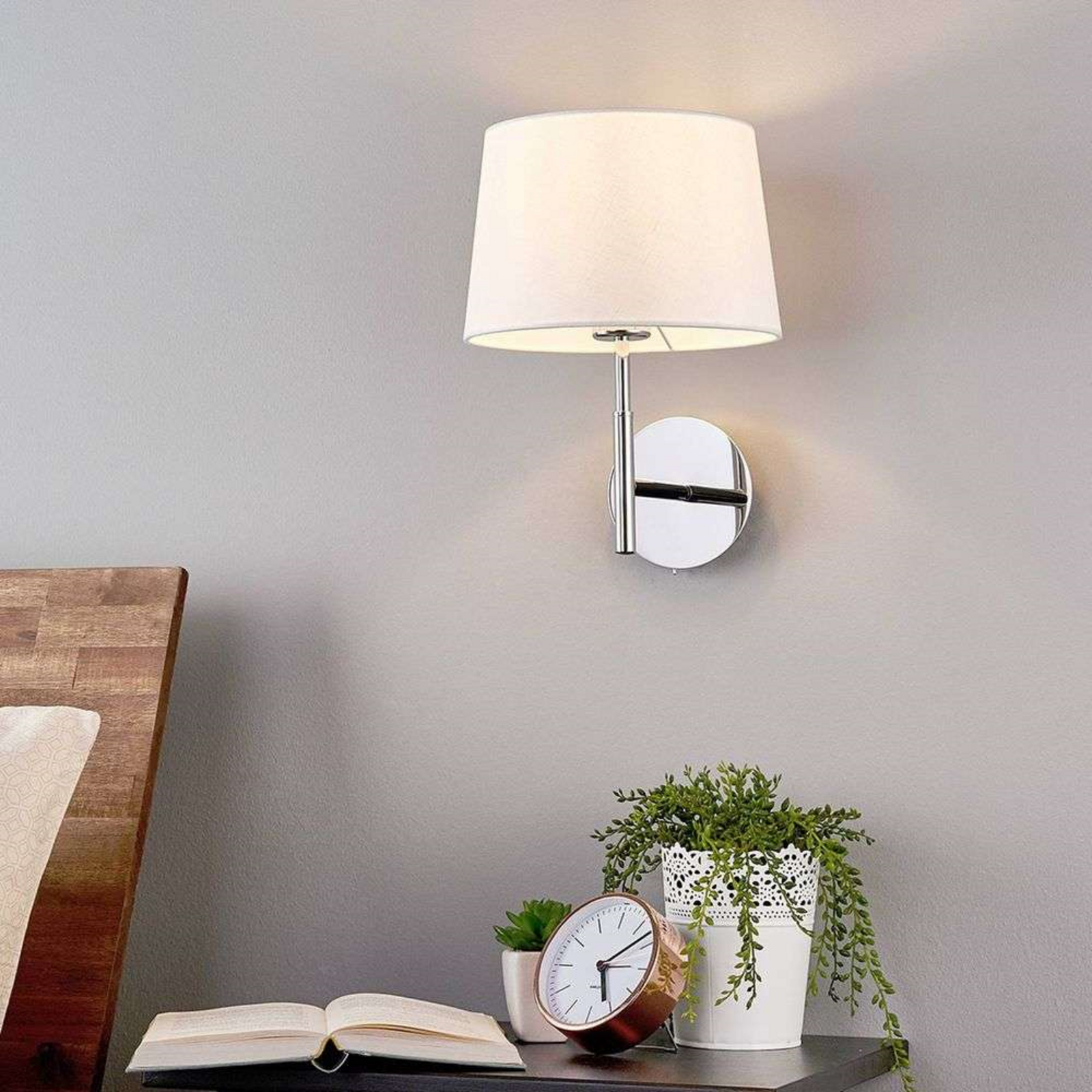Dorothea Vegglampe White/Chrome - Lucande
