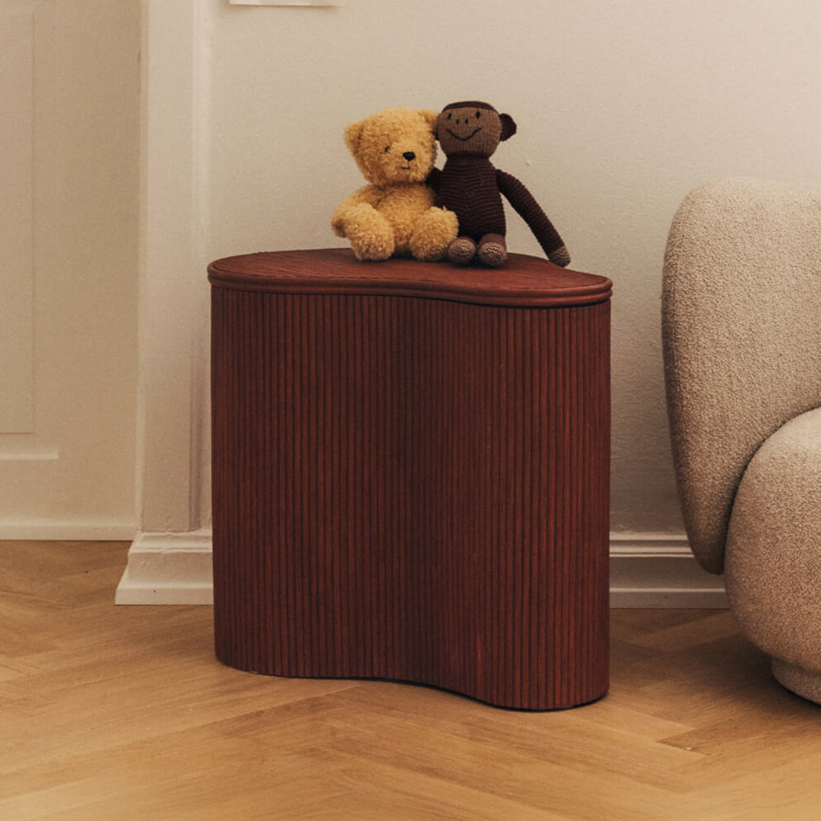 Isola Beistelltisch, rot, Höhe 46 cm, Rattan - ferm LIVING