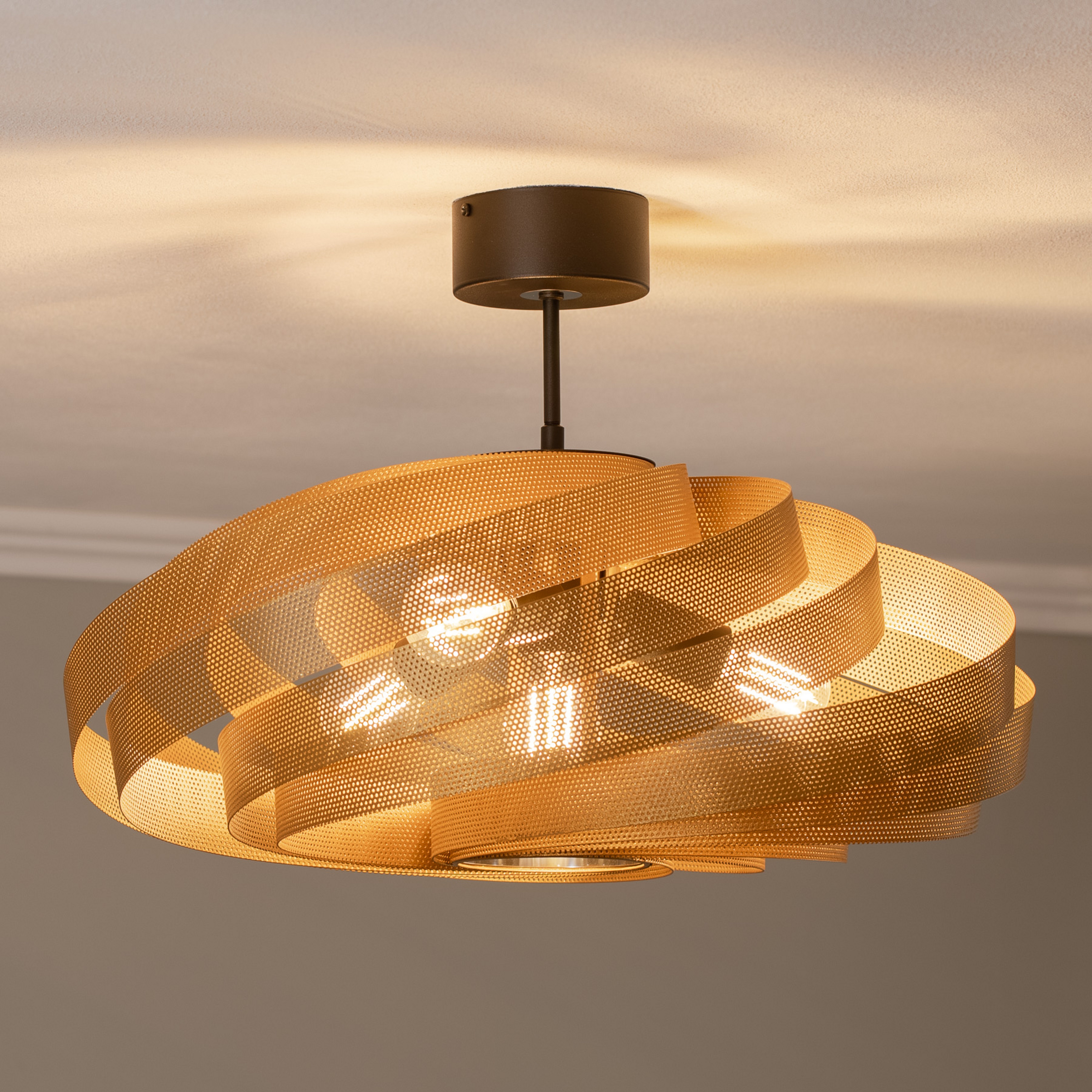 Griestu lampa Vento, zelta krāsā, Ø 60 cm