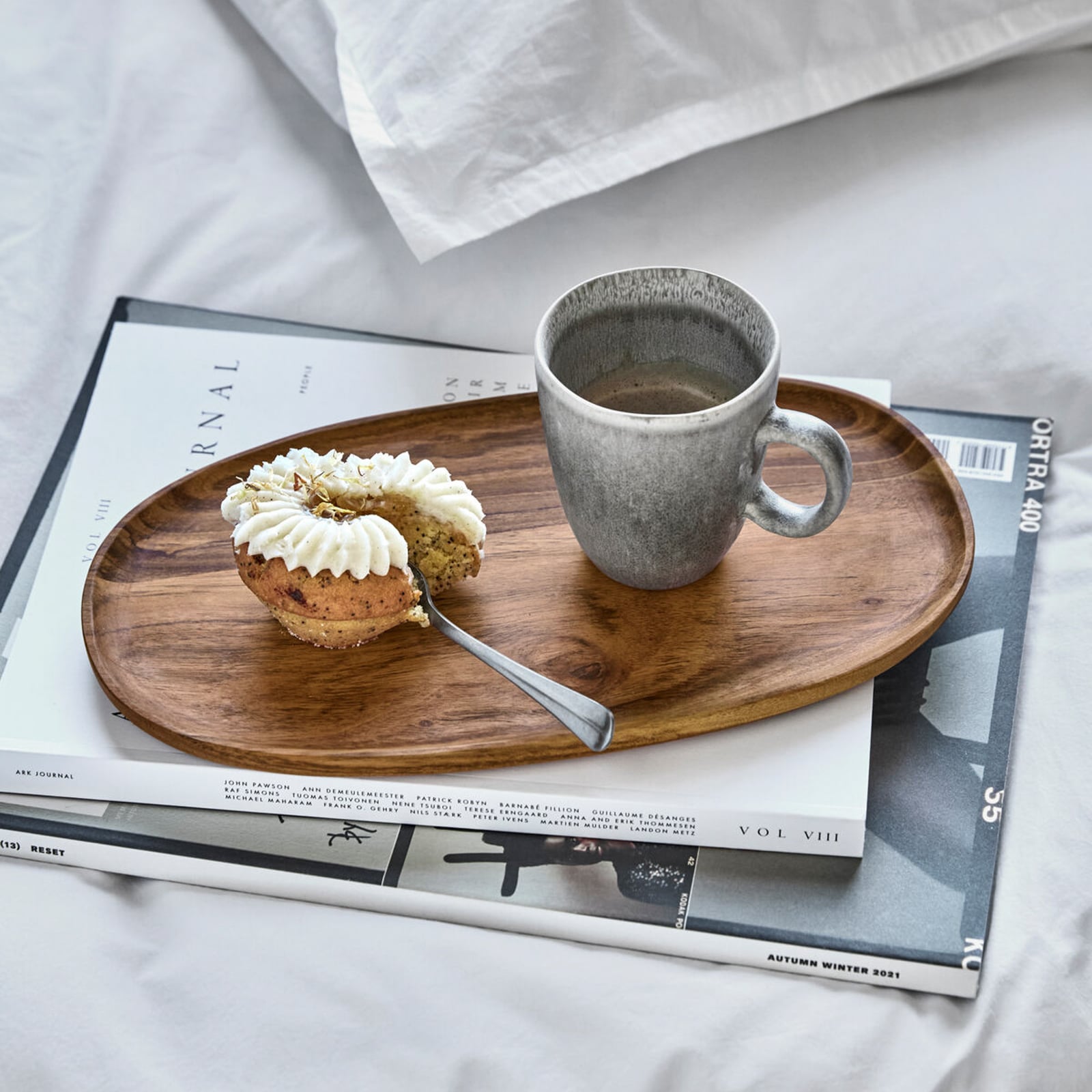 Vassoio HDWood in legno di acacia 33 x 19 cm, set da 2 pezzi - House Doctor