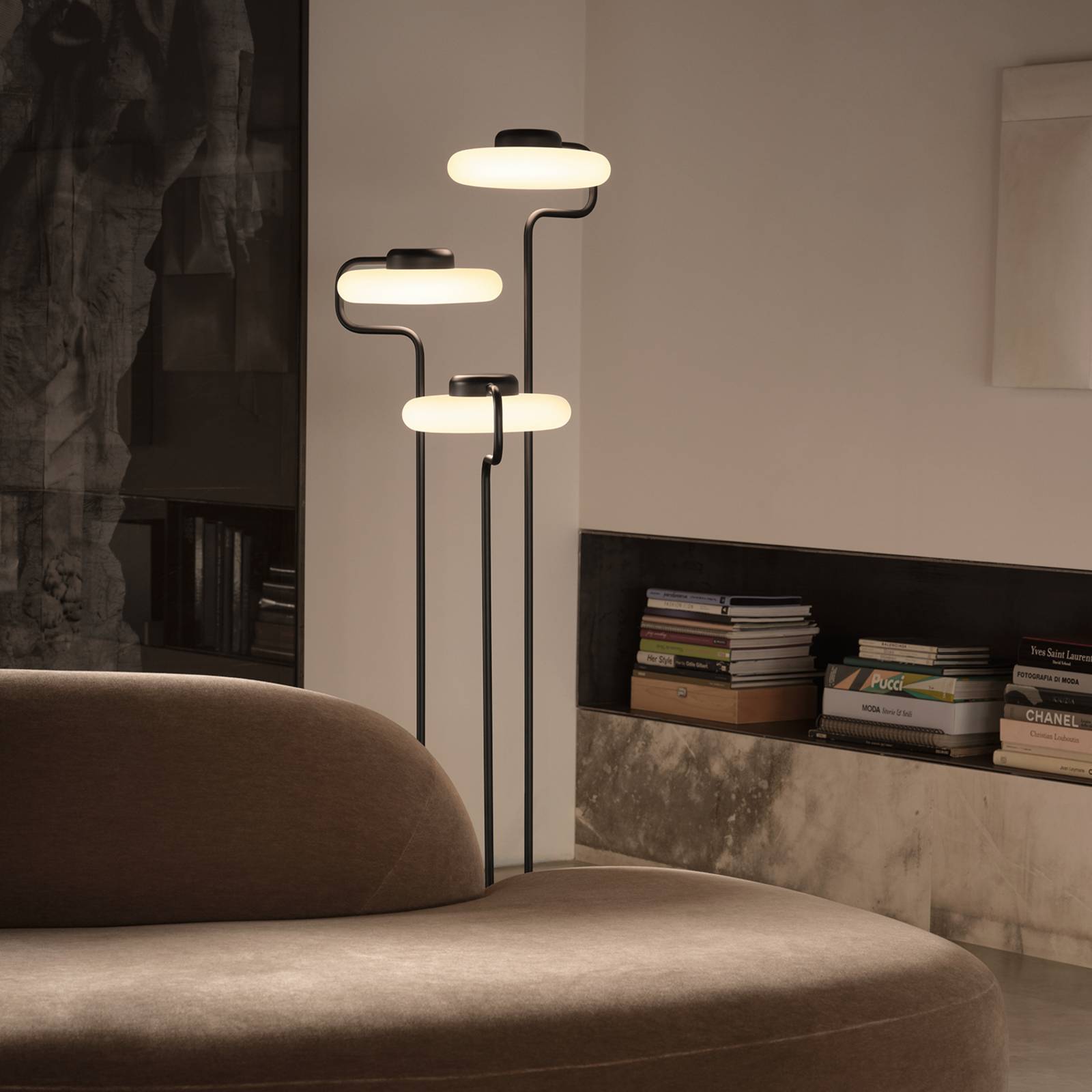 kdln Lampa stojąca LED TRATTO, czarna, wysokość 150 cm, 3-punktowa