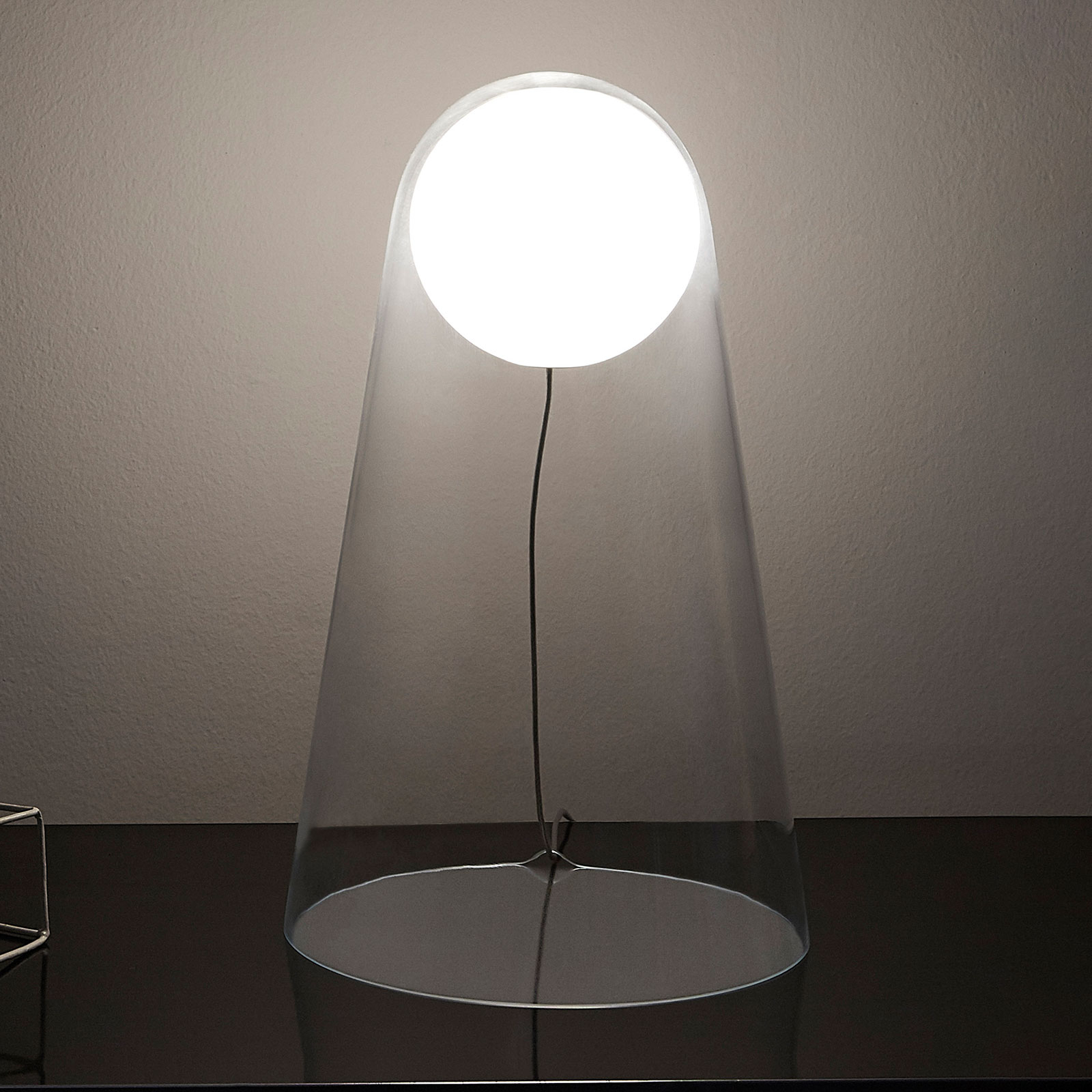 Foscarini Satellight LED glass table lamp dimmable