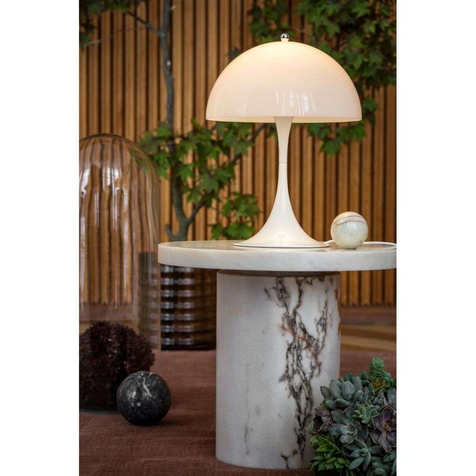 Panthella 250 Table Lamp Opal - Louis Poulsen