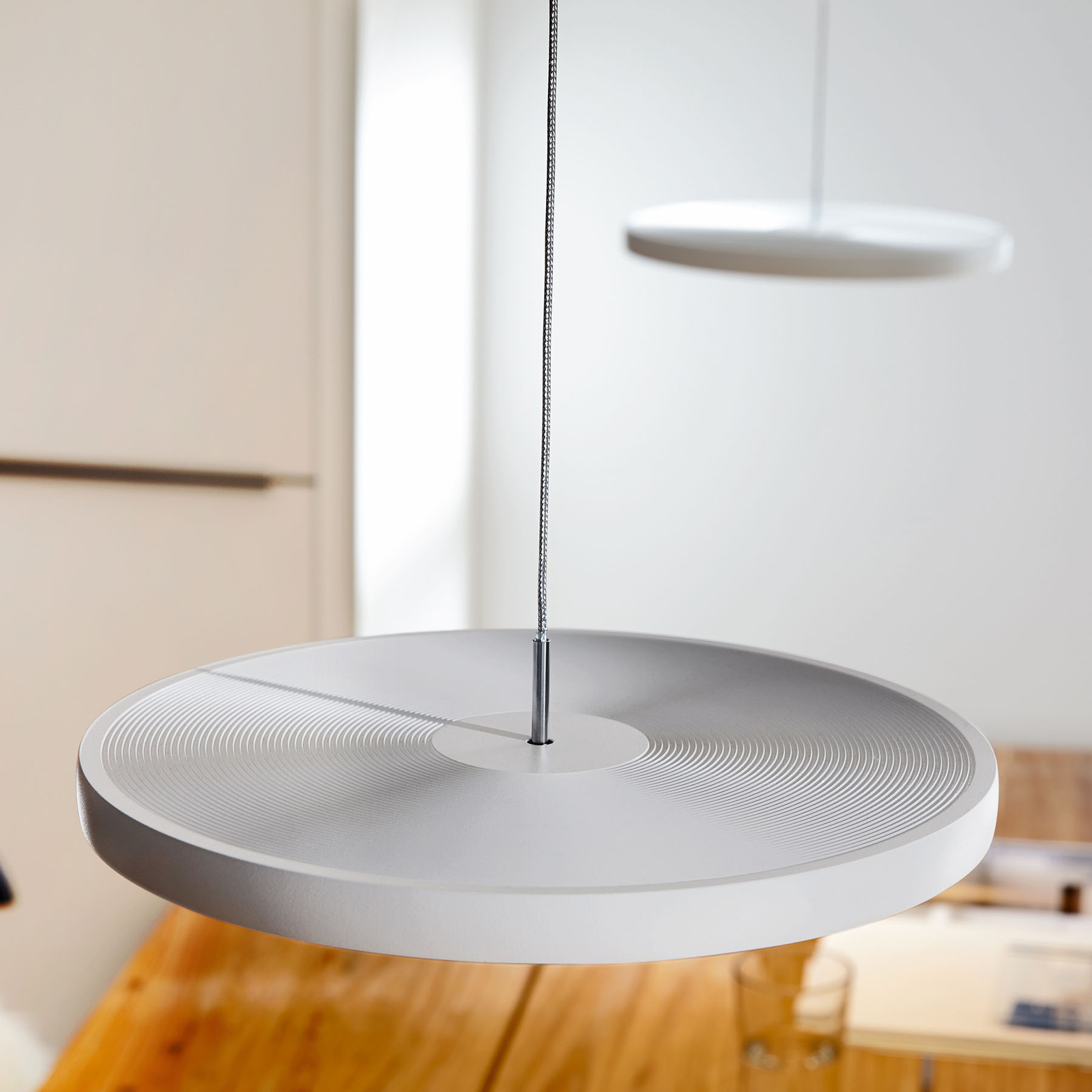 OLIGO LED Pendelleuchte DECENT chrom OLIGO LED Pendelleuchte DECENT chrom