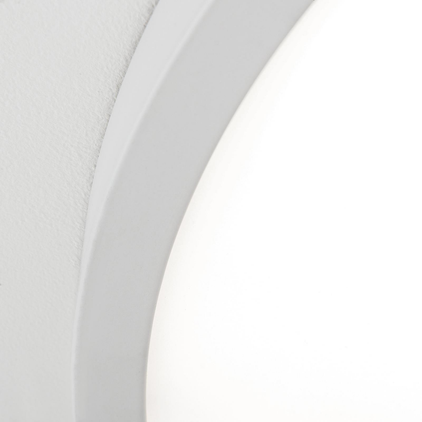LED ceiling lamp Disc, white Ø 60 cm, CCT, metal/plastic