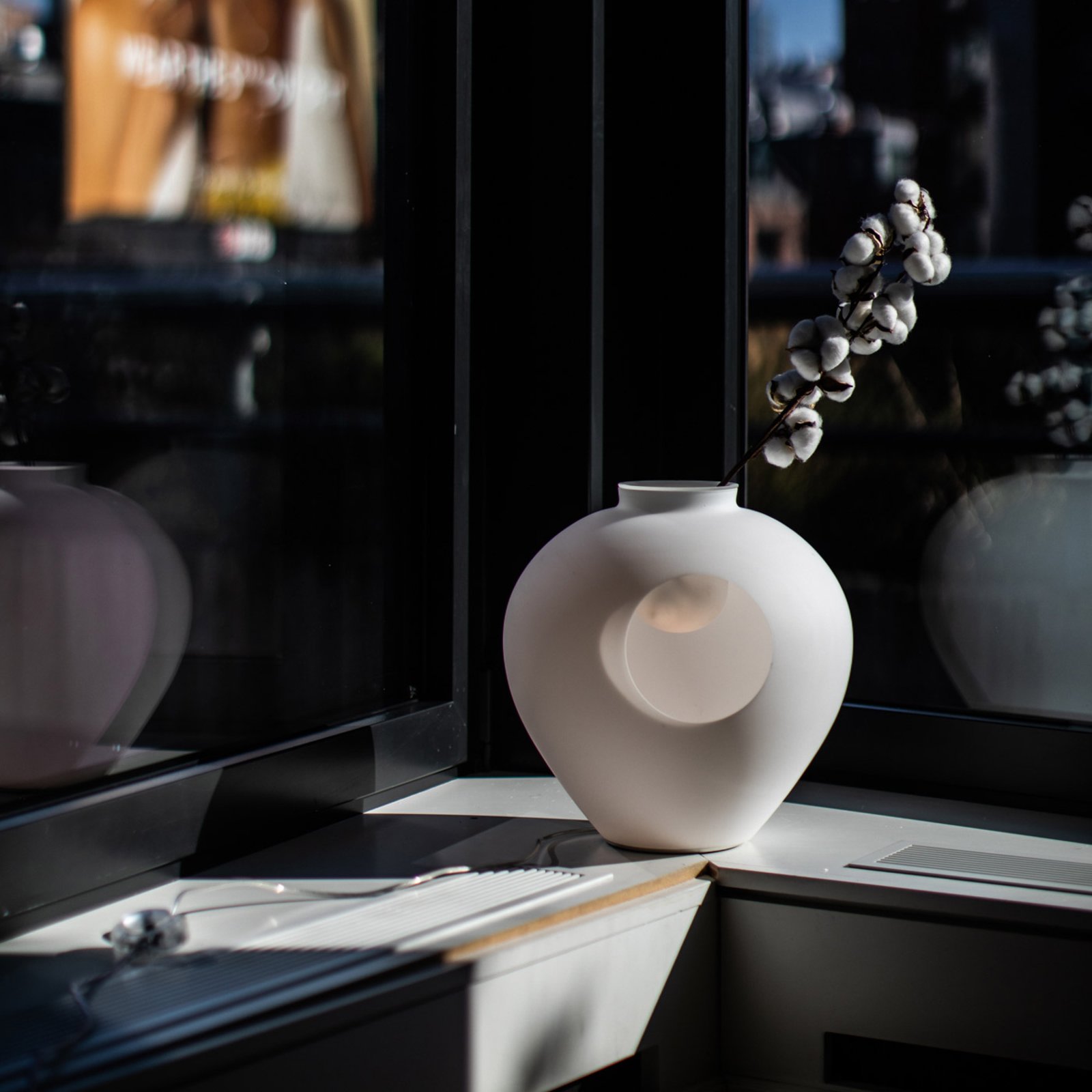 Szklana lampa stołowa LED Foscarini Madre ze ściemnianym ściemniaczem