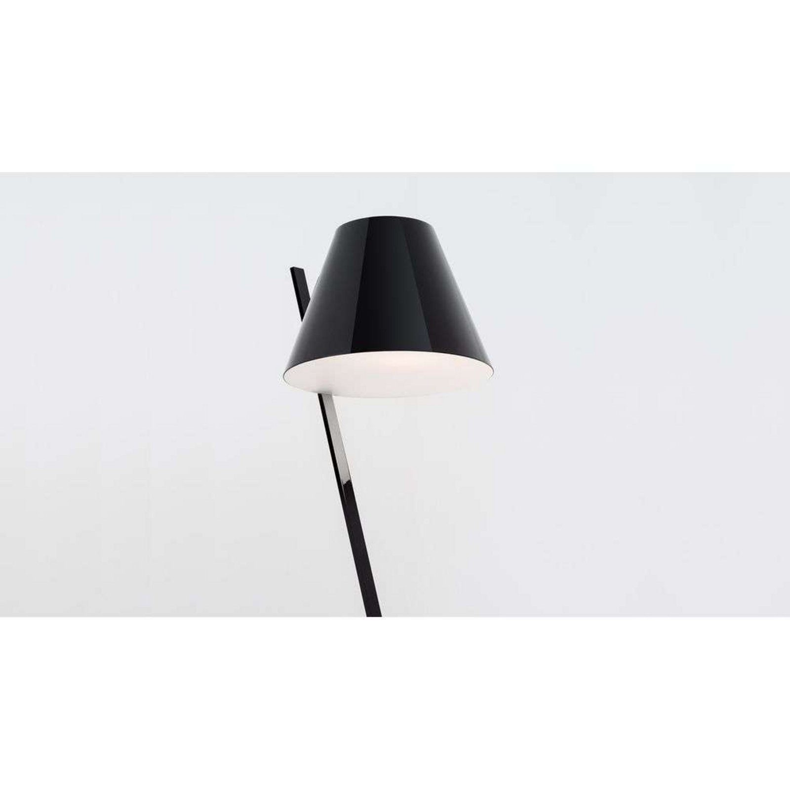 La Petite F Lampadar Black - Artemide