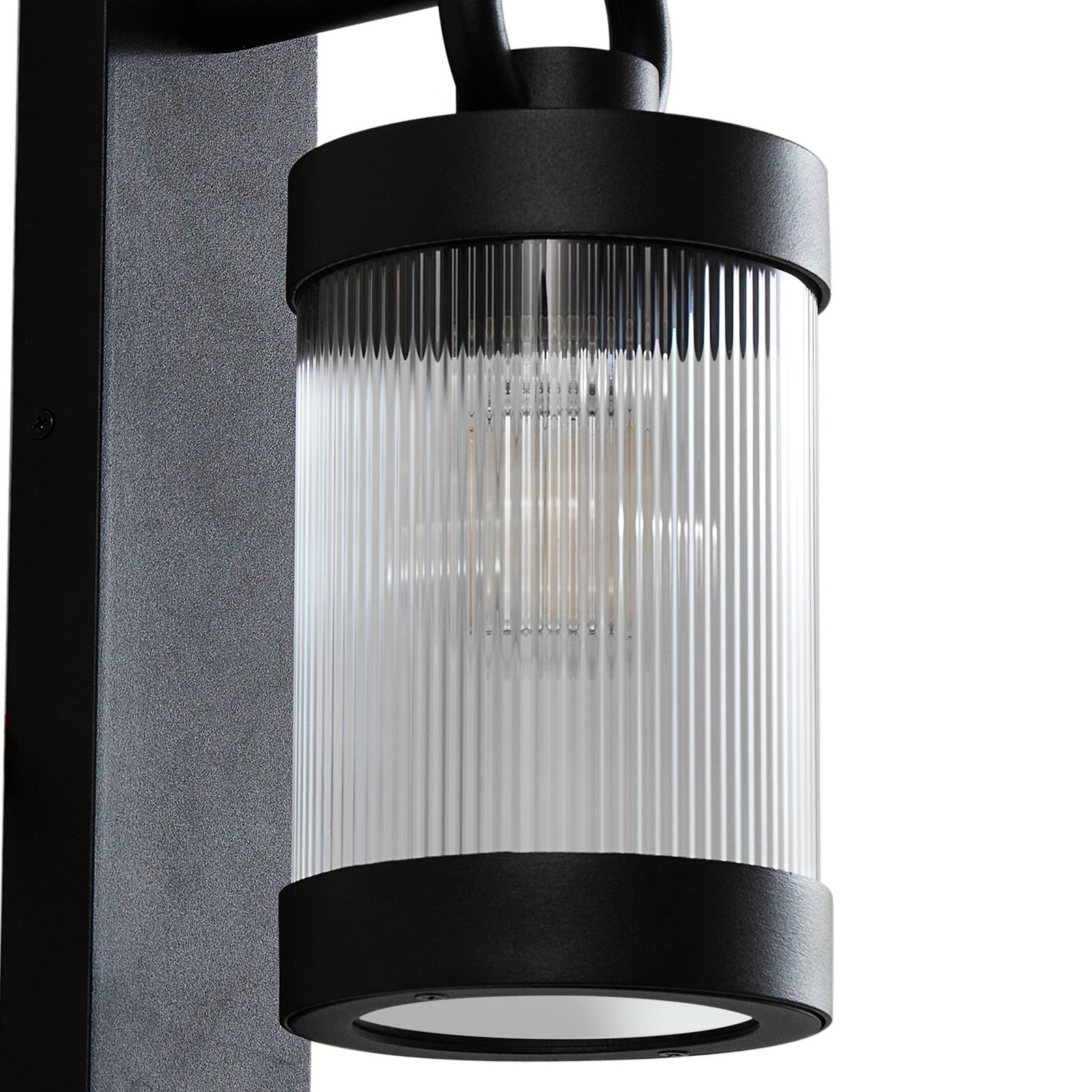 Yrene Fluted Ao ar livre Candeeiro de Parede w/Sensor Preto - Lindby