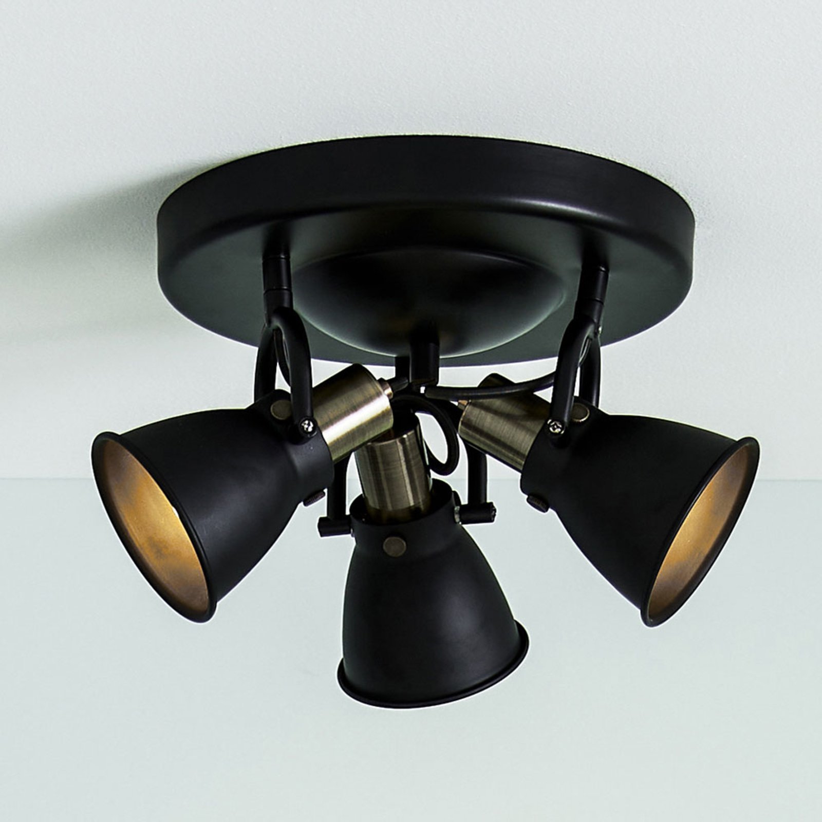 Alton 3 Loftlampe Black - Markslöjd
