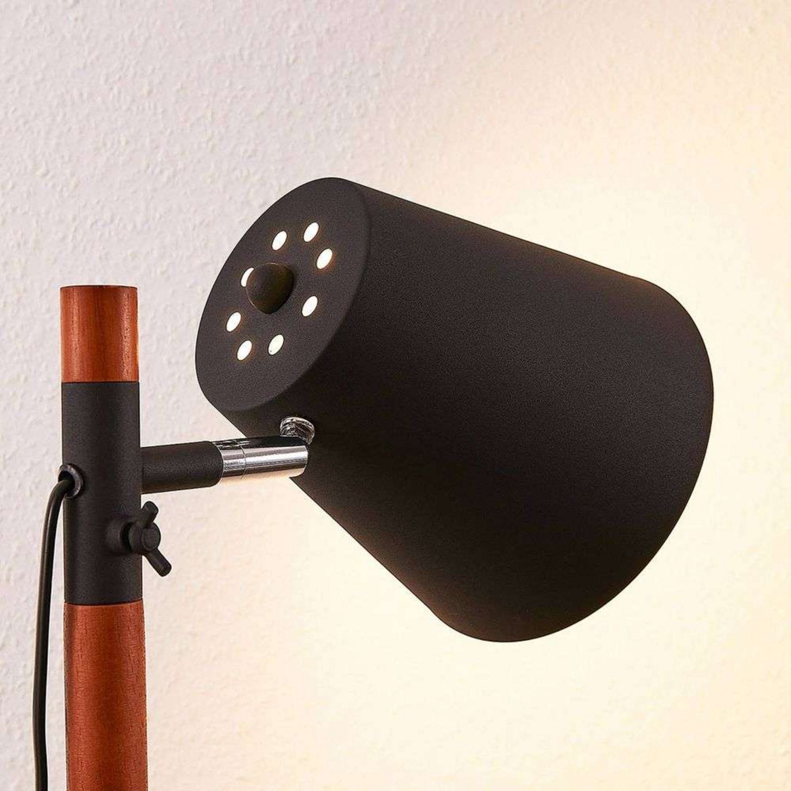 Birte Lampadar Black/Wood - Lindby