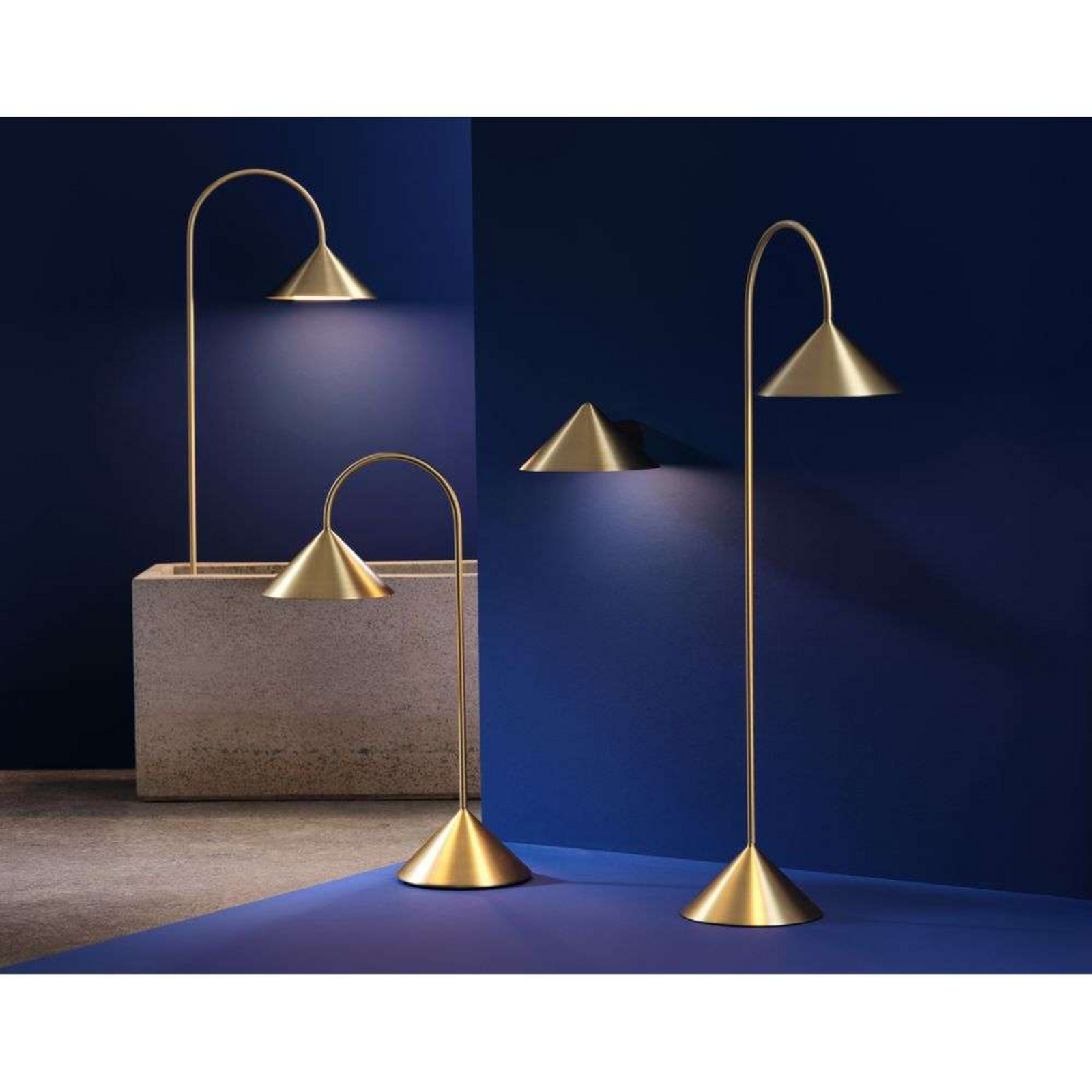 Grasp Portable Lampadar H72 Solid Brass - Frandsen