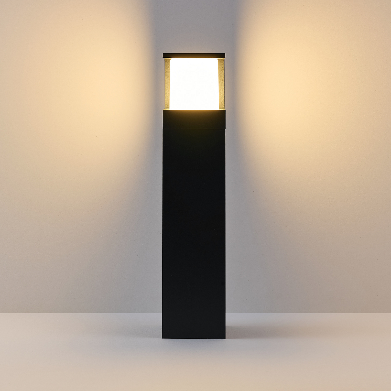LED-Wegelampe FYNN-Y, Höhe 45 cm, anthrazit, CCT IP65 on/off