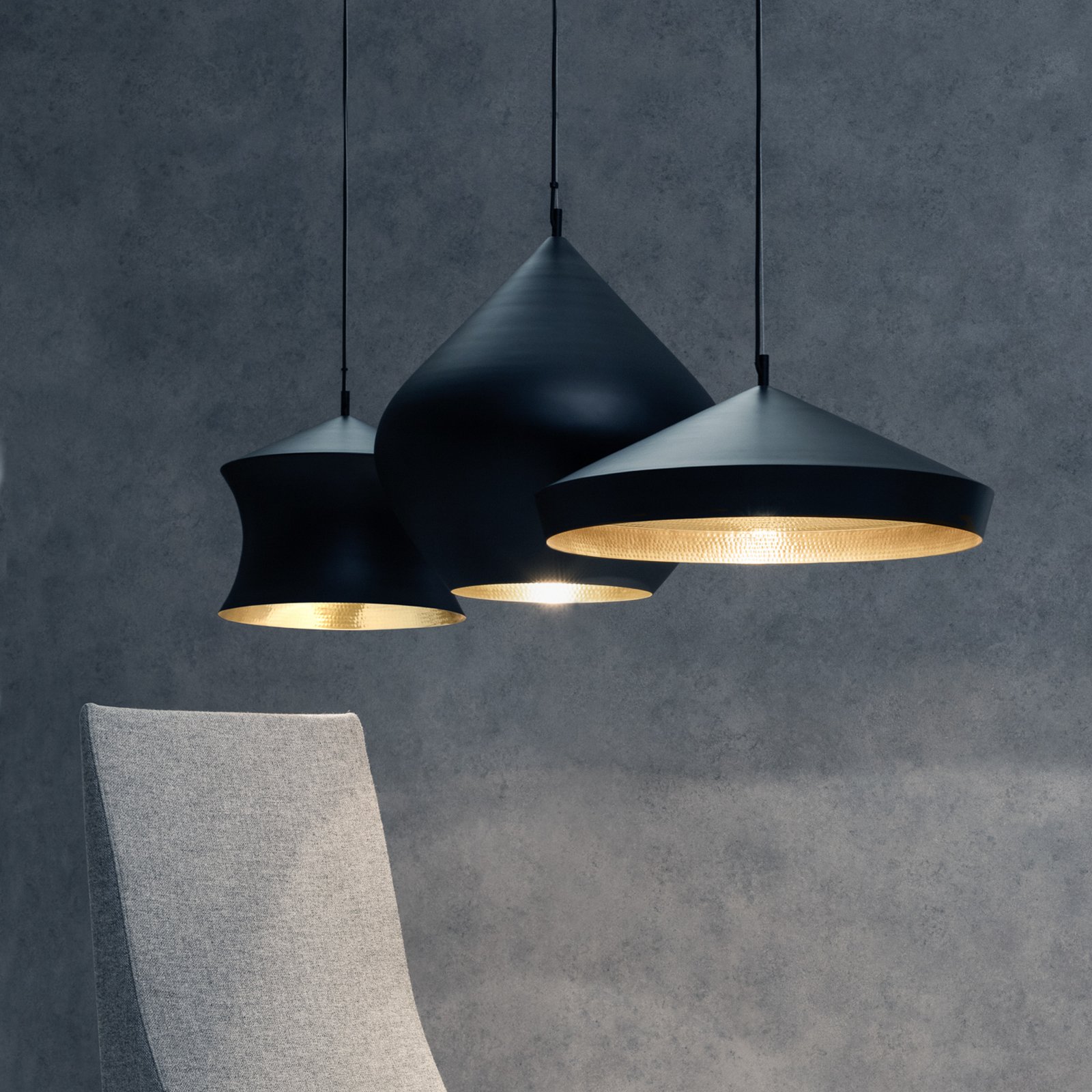 Tom Dixon LED hanging light Beat Wide, black, Ø 36 cm brass