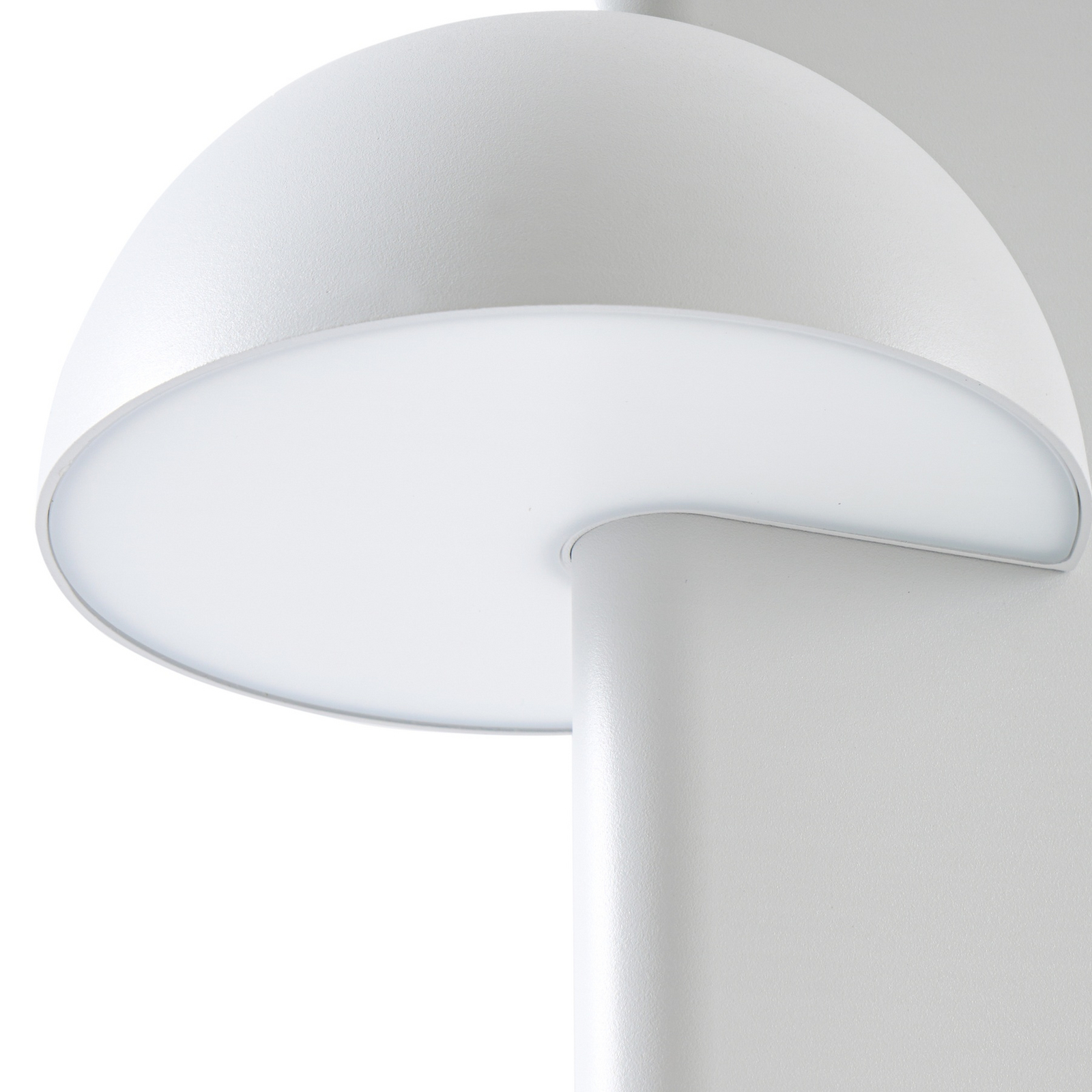 Candeeiro de caminho LED Lucande Velira, cinzento claro, 77 cm, 1 lâmpada, IP44