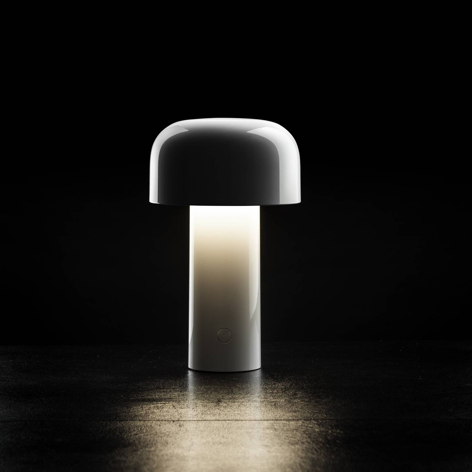 Stolová LED lampa Flos Bellhop s LED osvetlením a nabíjateľnou batériou, biela,