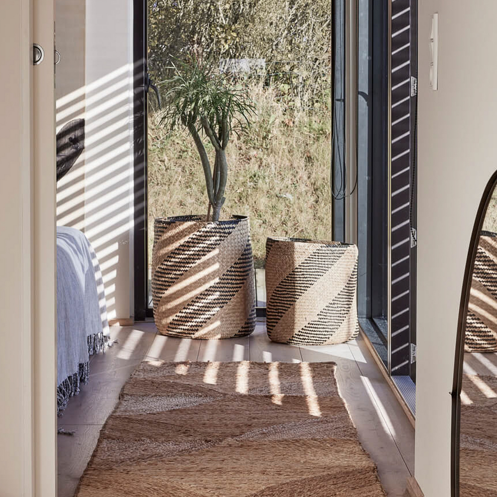 Košík Twist, béžový, sada 2 ks, mořská tráva – OYOY Living Design Košík Twist, béžový, sada 2 ks, mořská tráva – OYOY Living Design