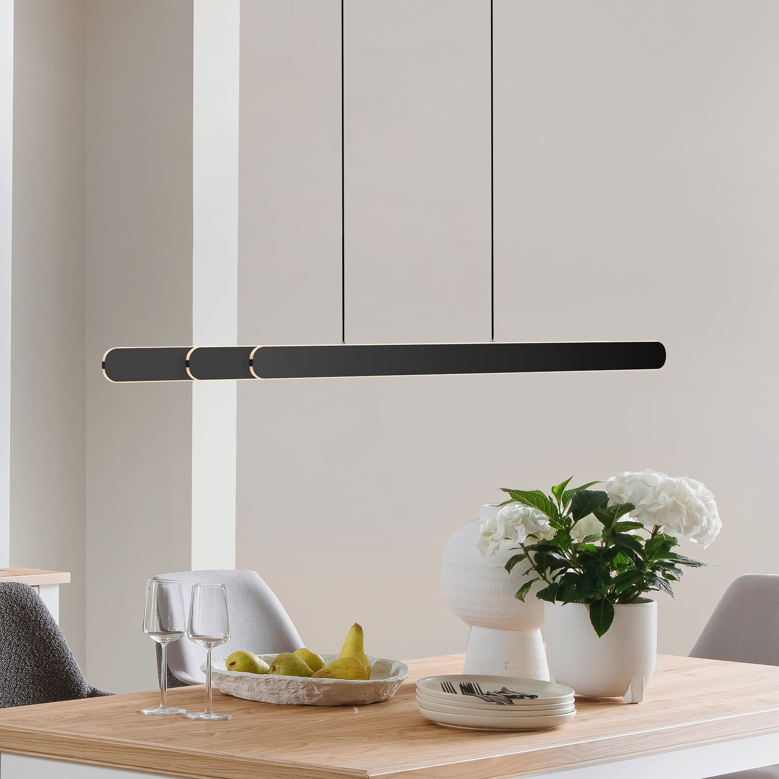 Okrugla LED viseća svjetiljka ADRIANA, crna, duljina 160 cm, metal, CCT
