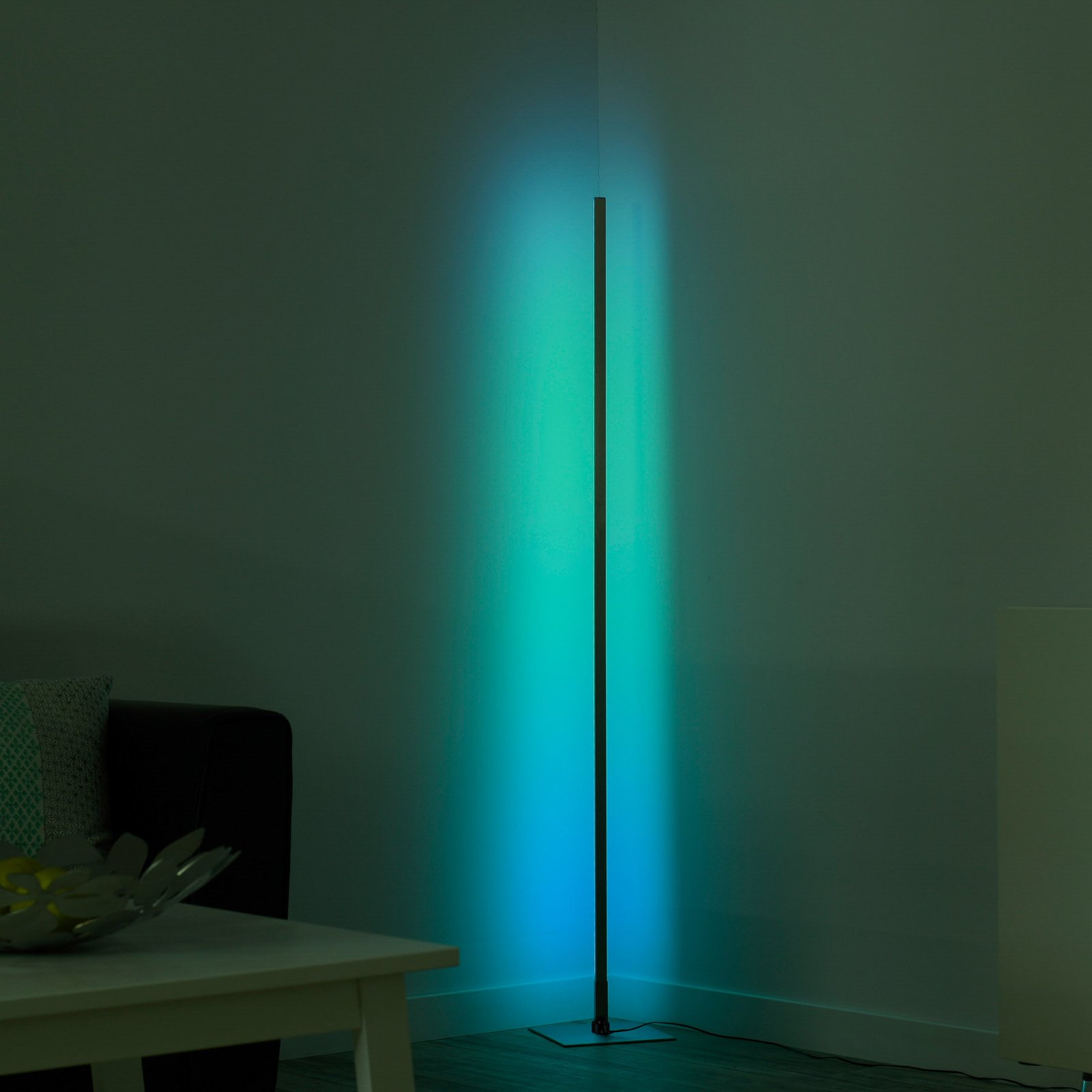 Henry LED-gulvlampe, fjernstyrbar, RGB/CCT