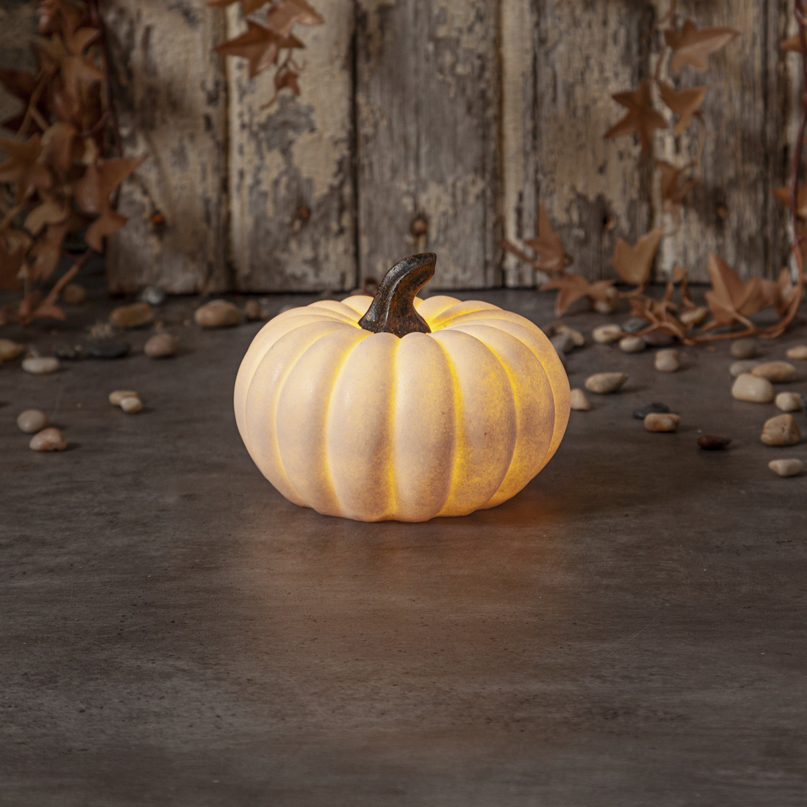 LED patio light Sandy Pumpkin, Ø 15 cm, white, battery