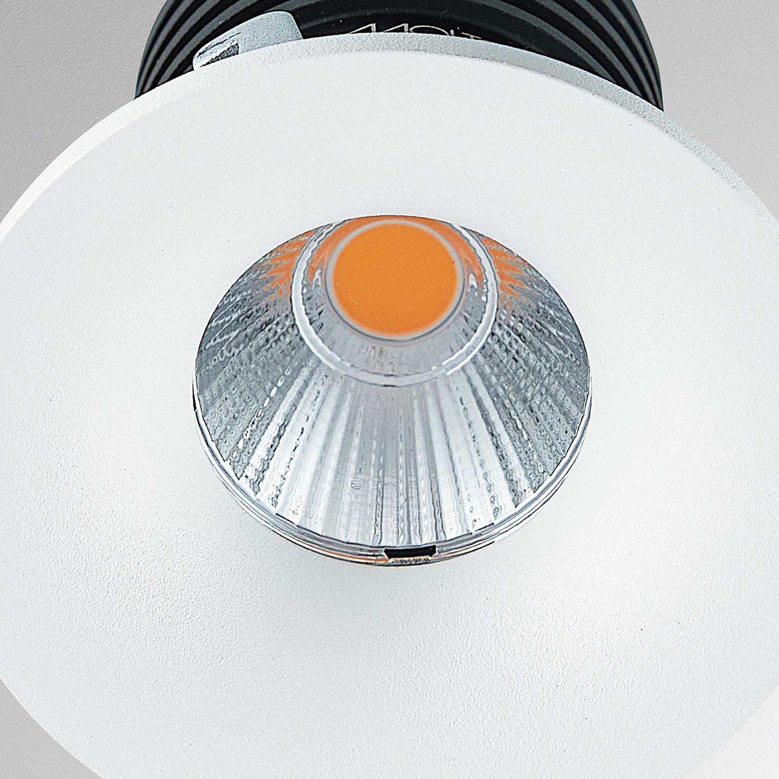 LED прожектор за вграждане Ivy Round 7W 3 000K 40° бяло