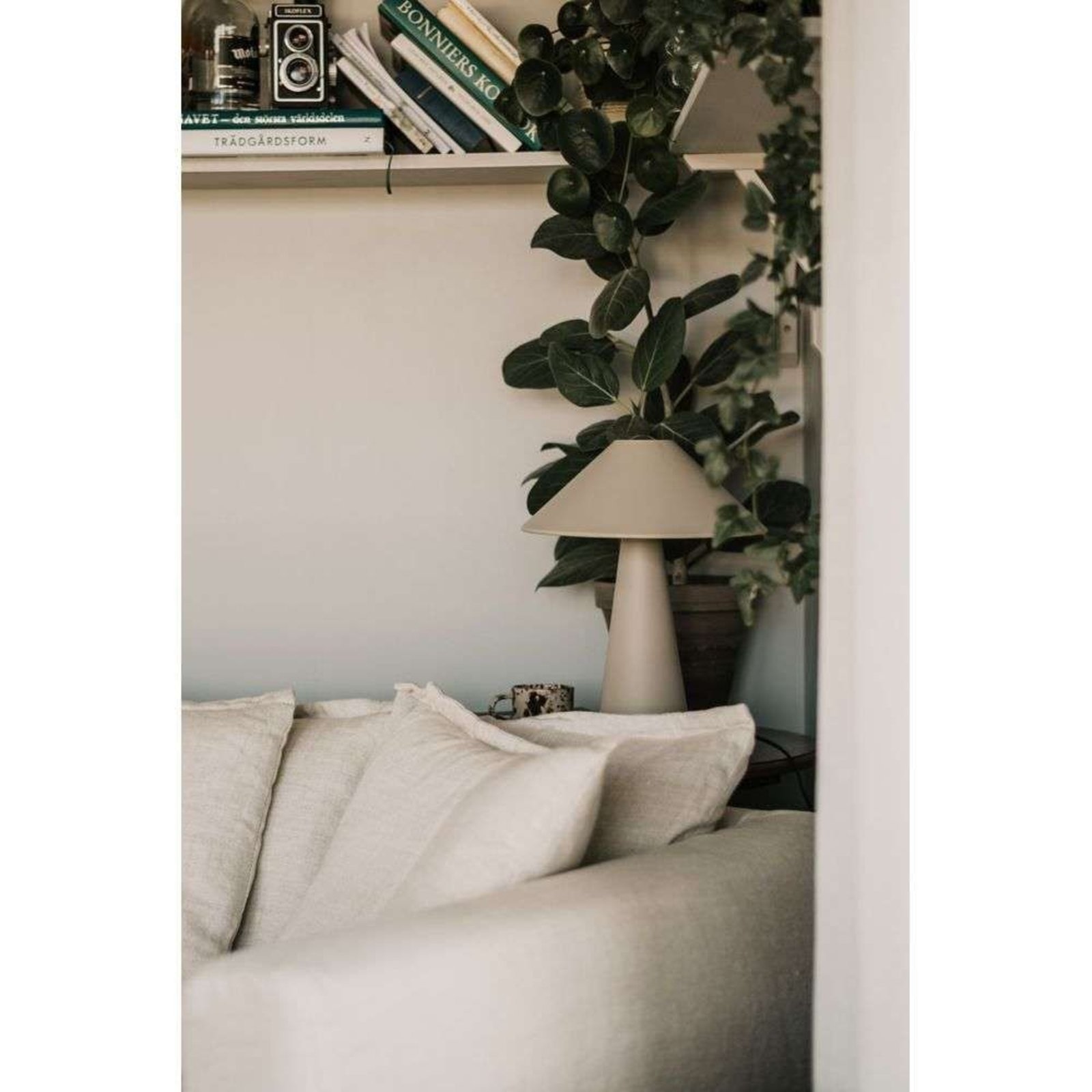 Cannes Stalinis Šviestuvas Pilkas - Globen Lighting Cannes Stalinis Šviestuvas Pilkas - Globen Lighting