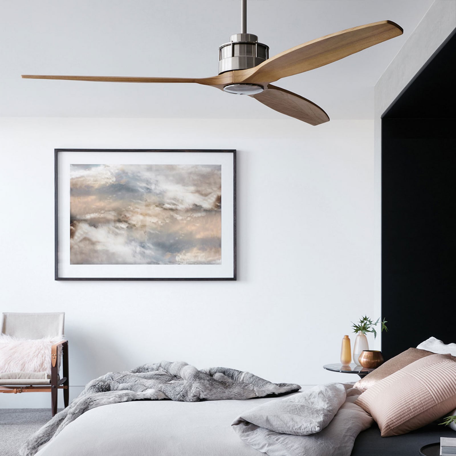Airfusion Akmani Deckenventilator leise, teak/chrom - Beacon