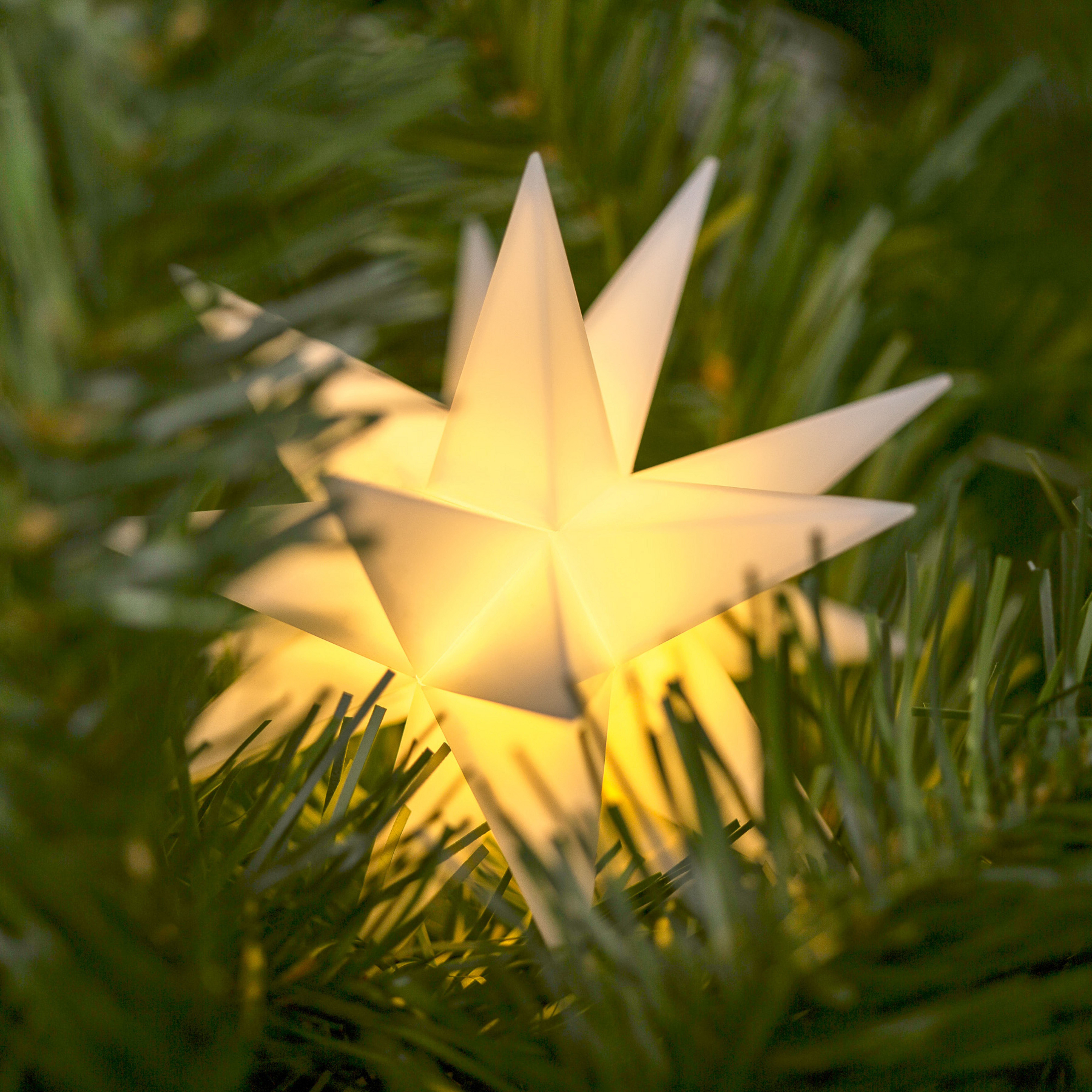 18-point LED outdoor star, battery, Ø 12 cm white