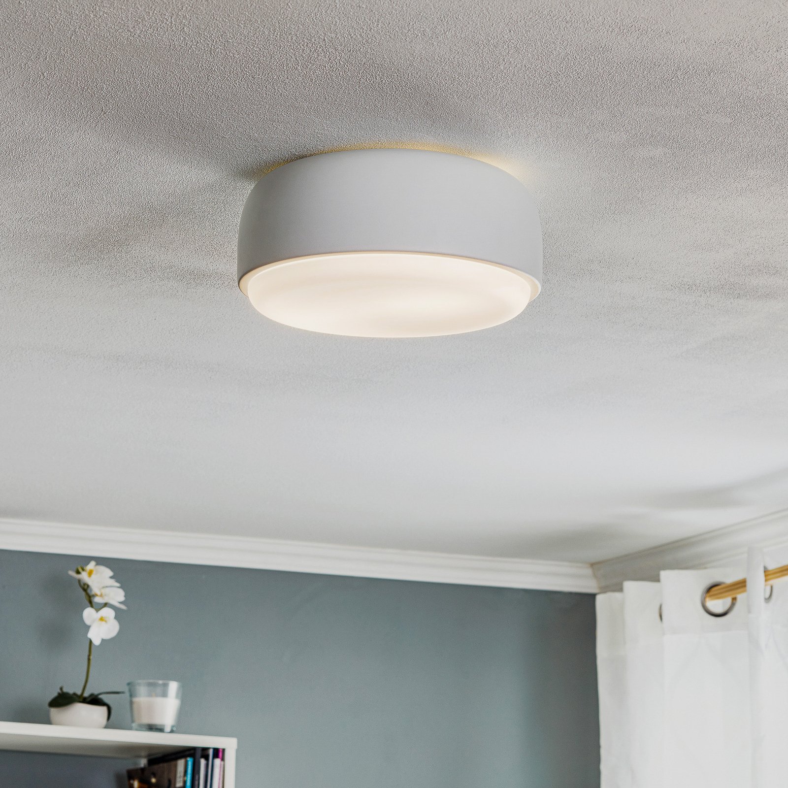 Over Me 30 Ceiling Lamp White - Northern