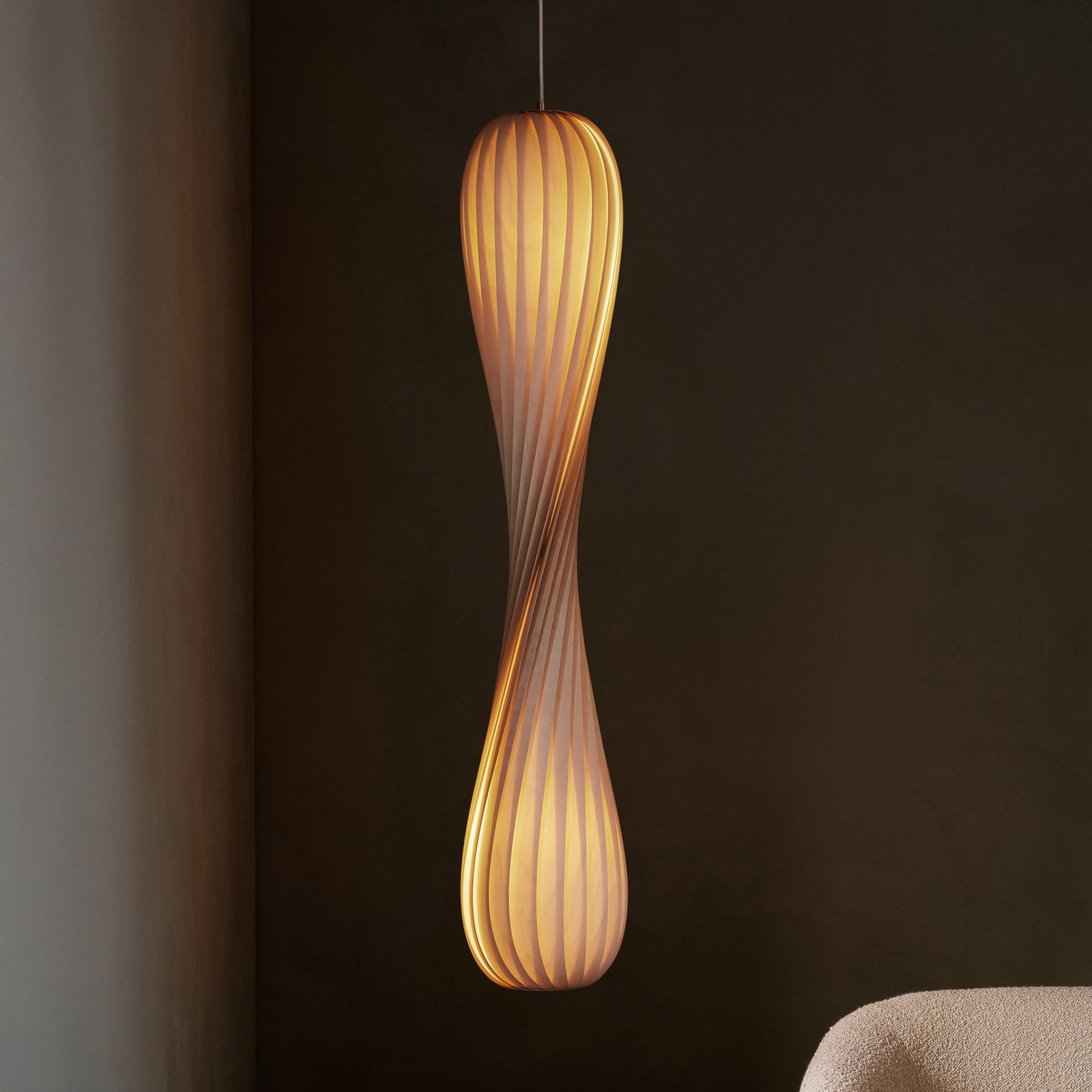 Lampada a sospensione Tom Rossau TR7, legno di betulla, altezza 145 cm, E27 Lampada a sospensione Tom Rossau TR7, legno di betulla, altezza 145 cm, E27
