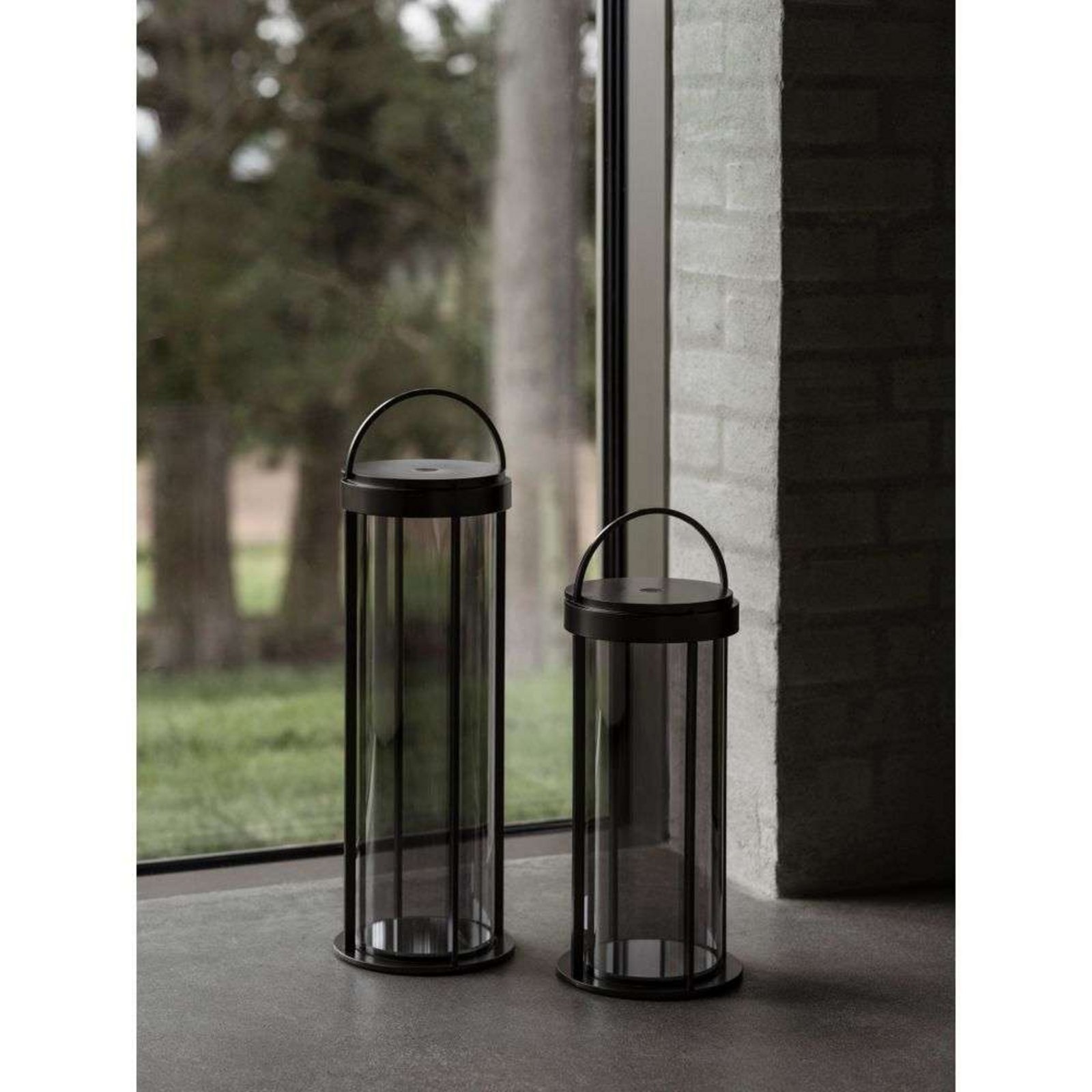 Mituro LED Mobile Lantern S Gunmetal/Metallic - Blomus