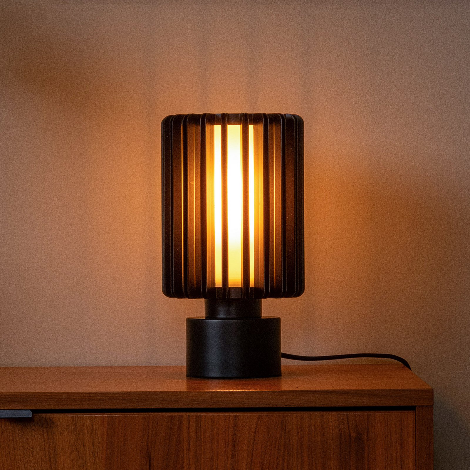 lampe à poser Lambres, noire, hauteur 27 cm, métal