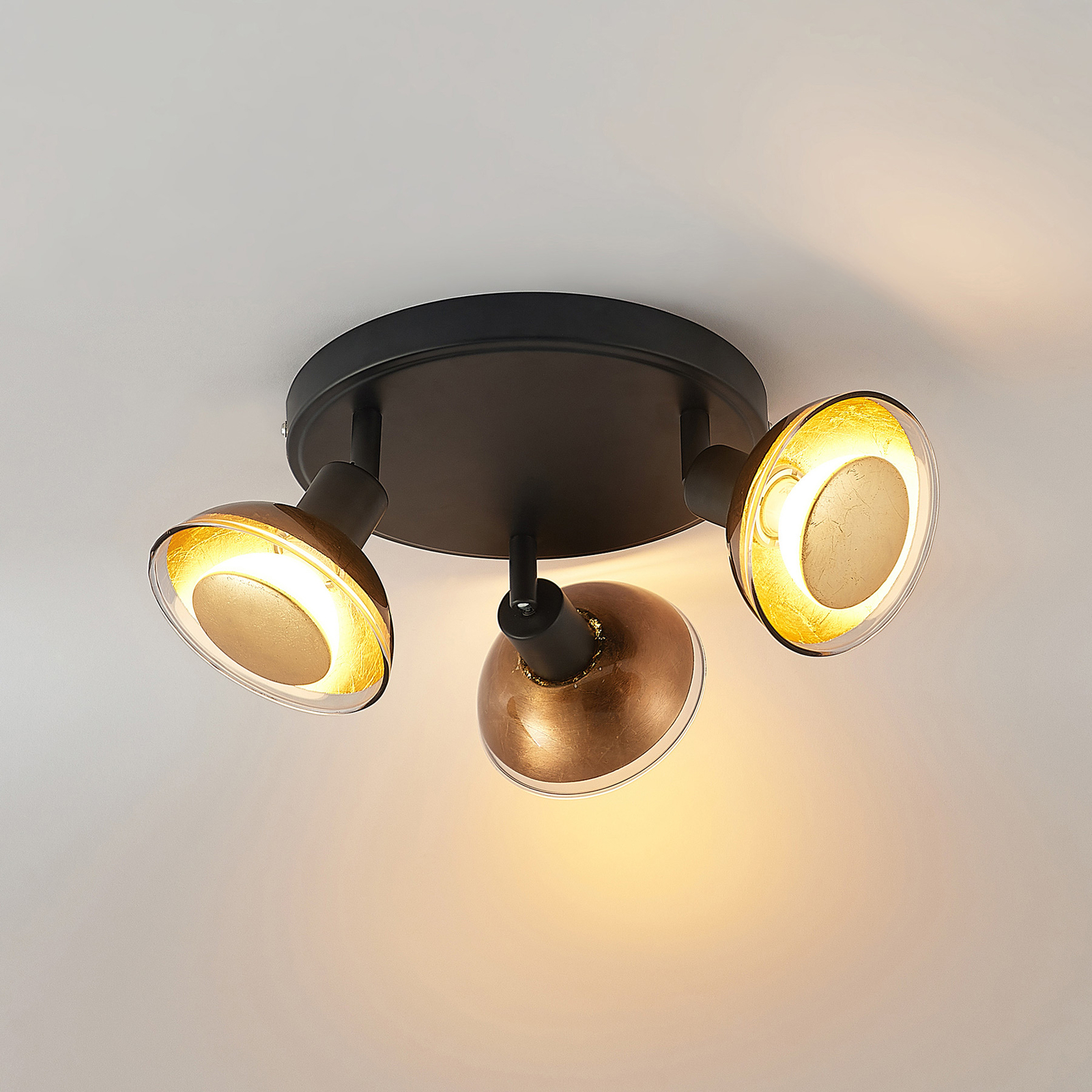 Lindby Erin LED-takspot rund, svart/gull