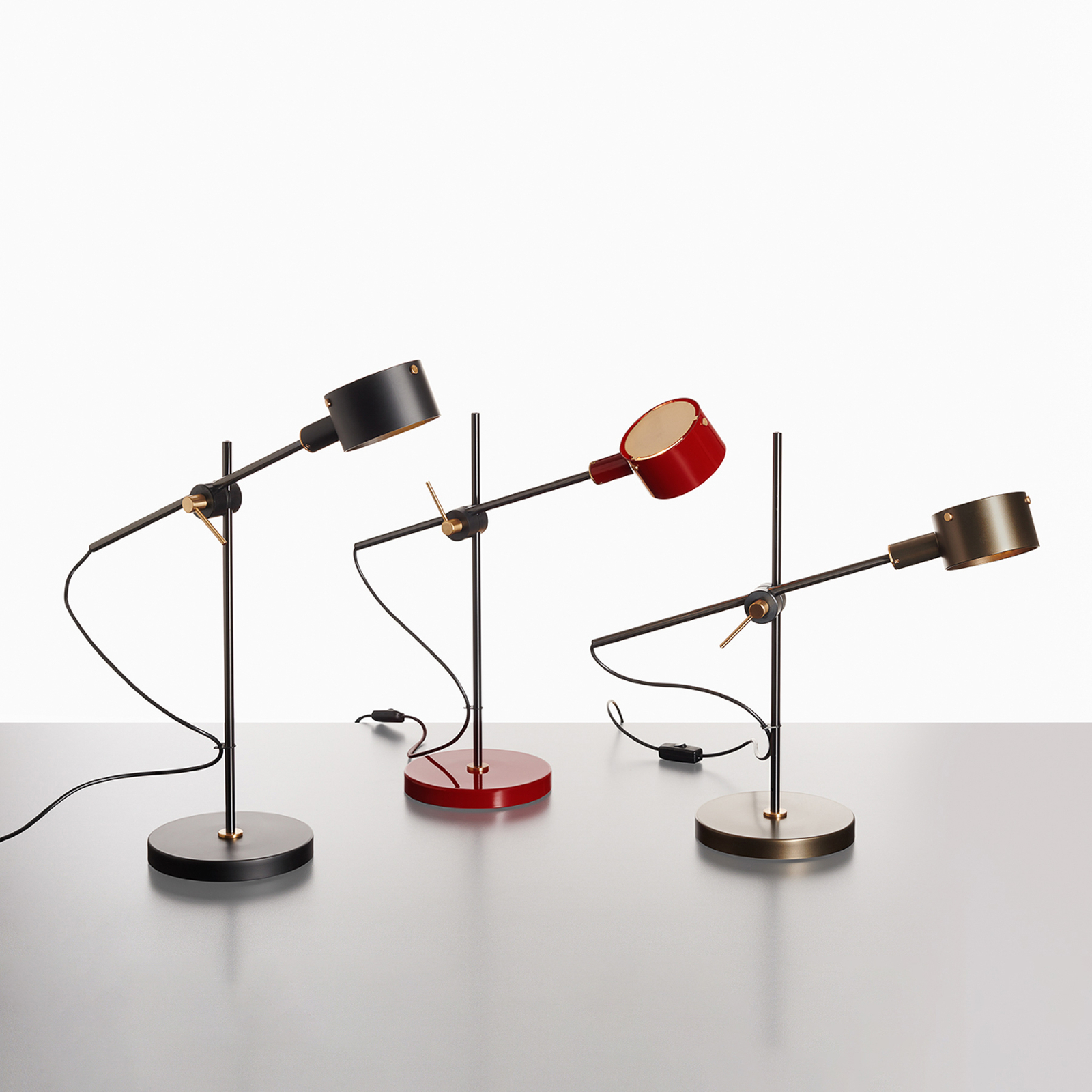 Oluce G.O. 252 lampe à poser LED à articulations