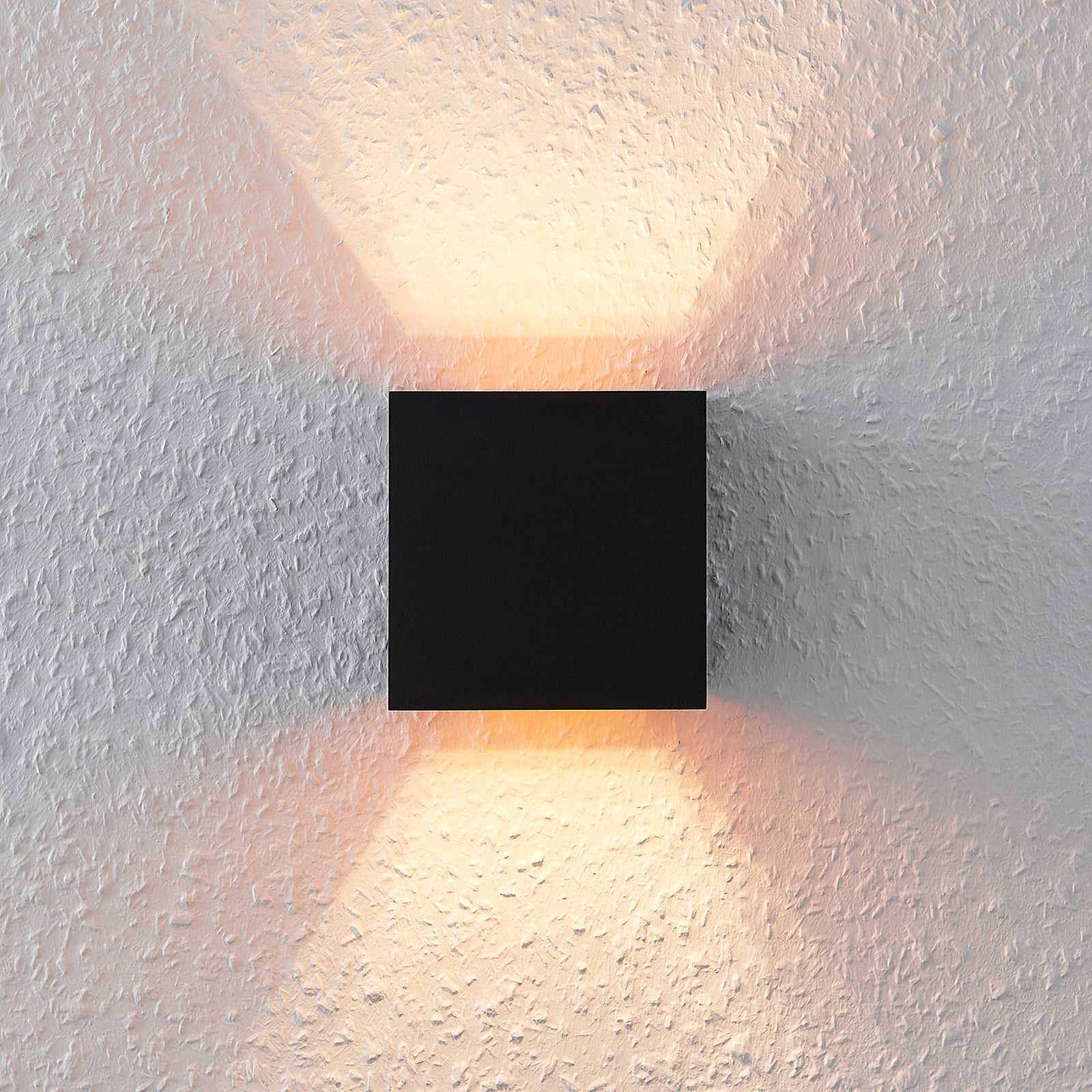 ELC Jördis vägglampa, G9, kantig, svart