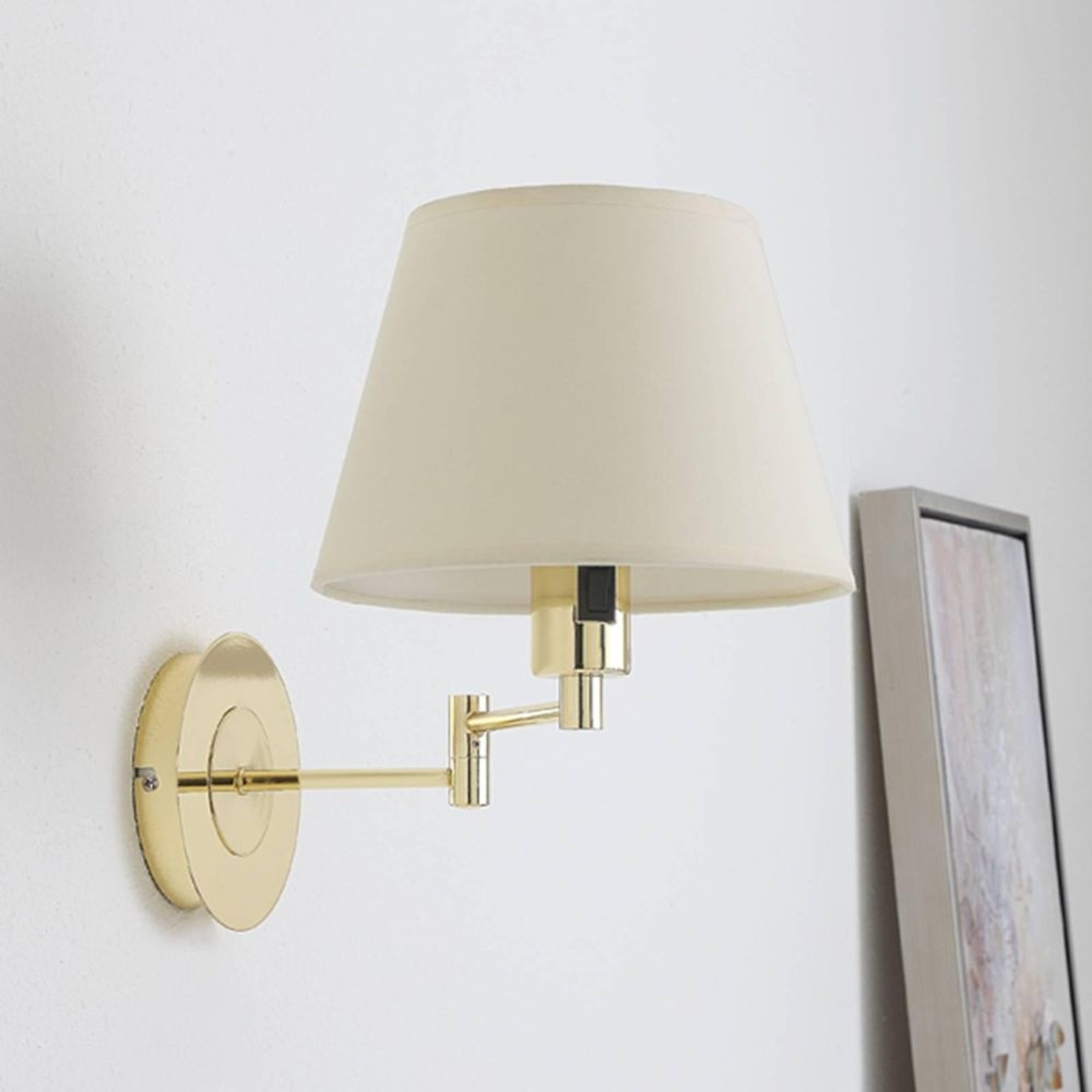 Pola Vägglampa Cream/Polished Brass - Lindby