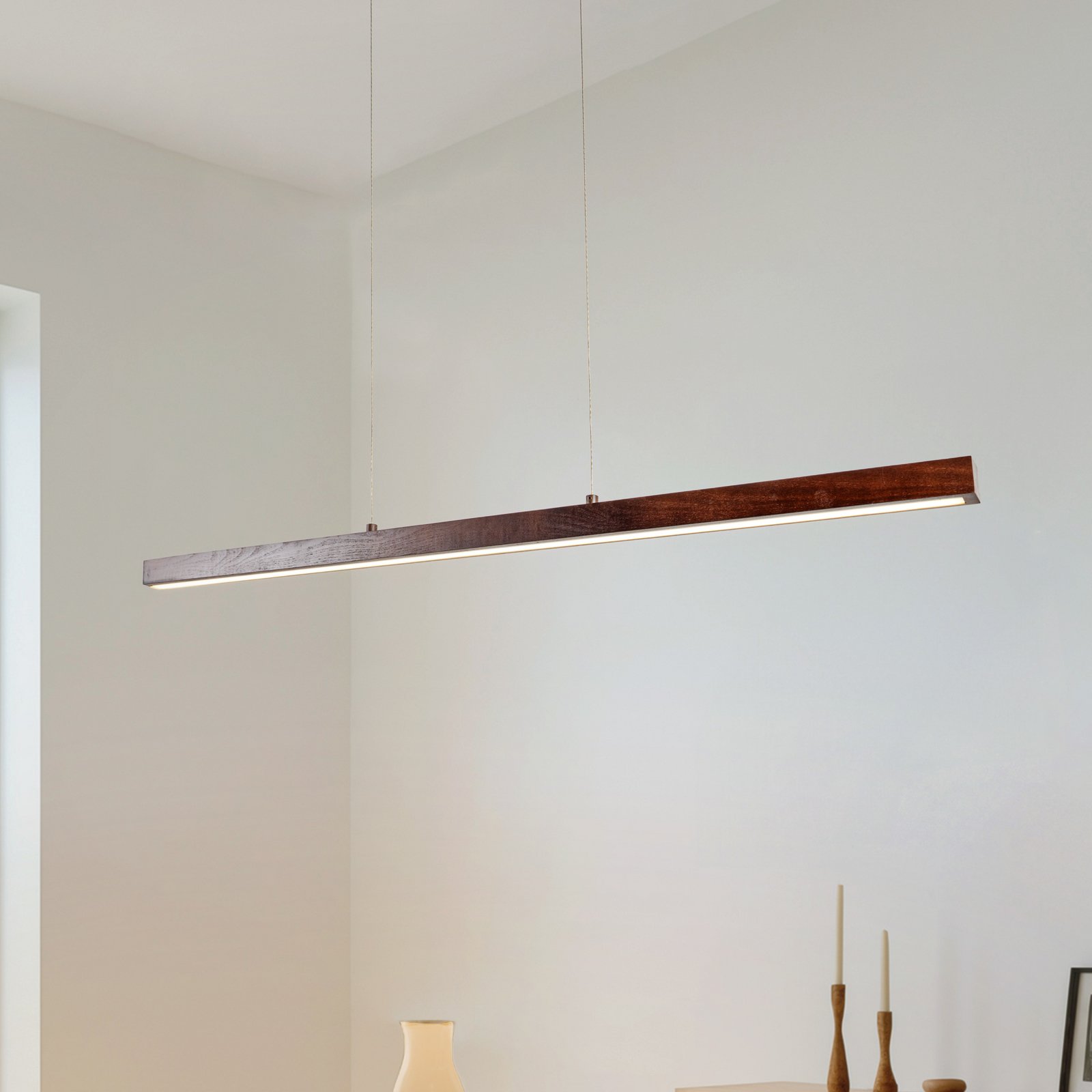 Lucande LED-riippvalgustid Nihalo, pähkel, 122 cm, dimmeriga, CCT