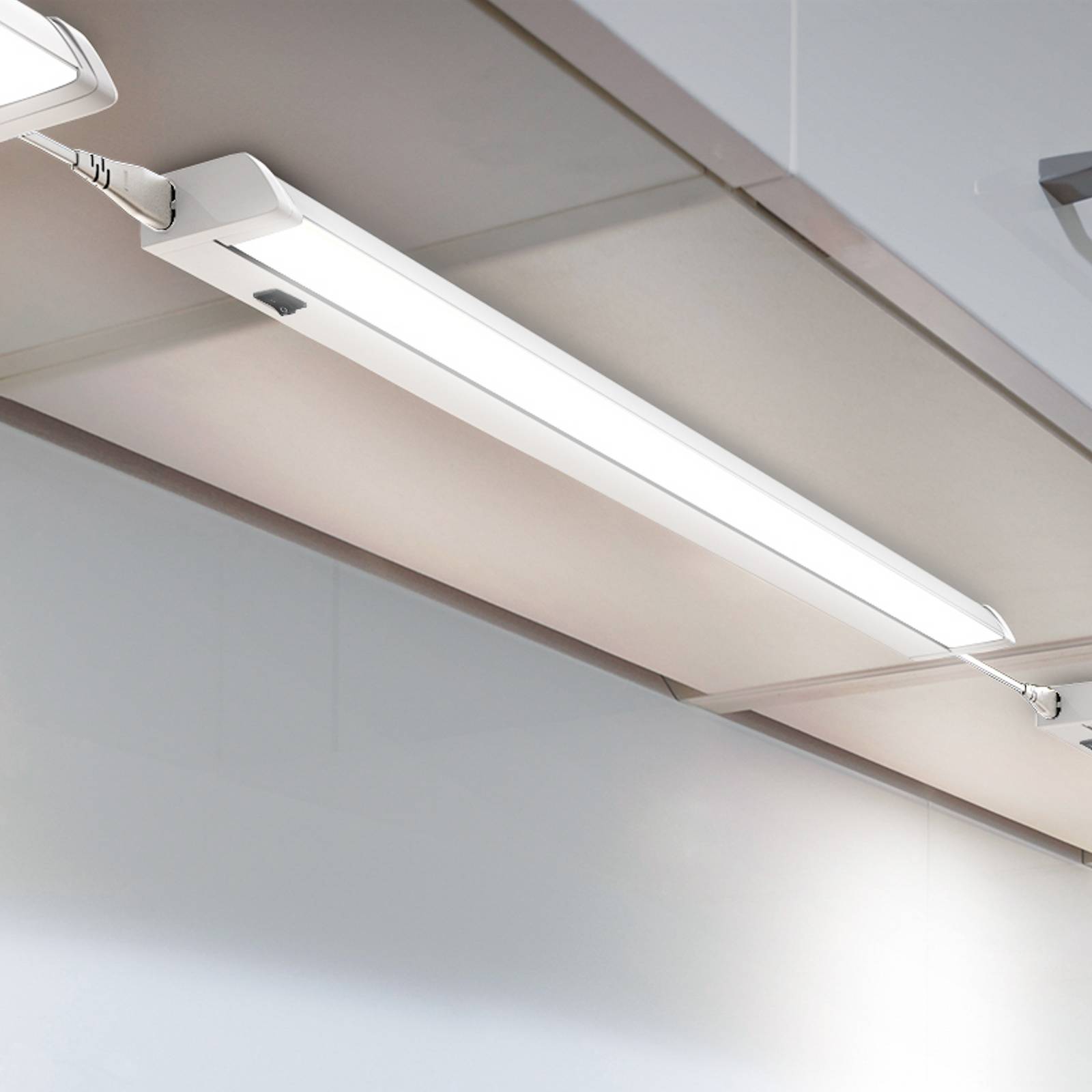 B.K. Licht Lampe sous meuble LED Hike, blanche, L 54,7 cm, 4 000 K