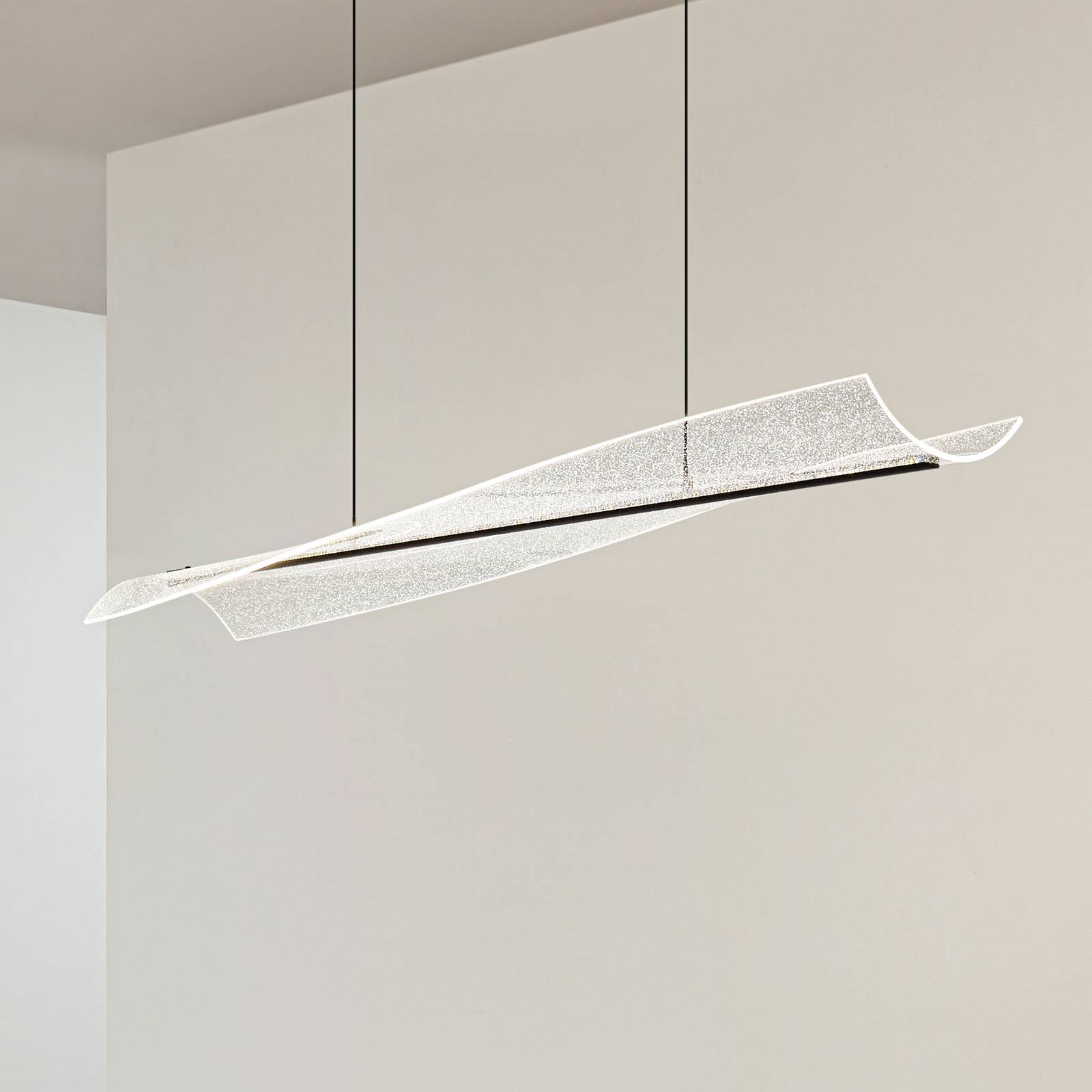Lucande LED-Hängeleuchte Vellia, schwarz, Länge 112 cm, CCT günstig online kaufen