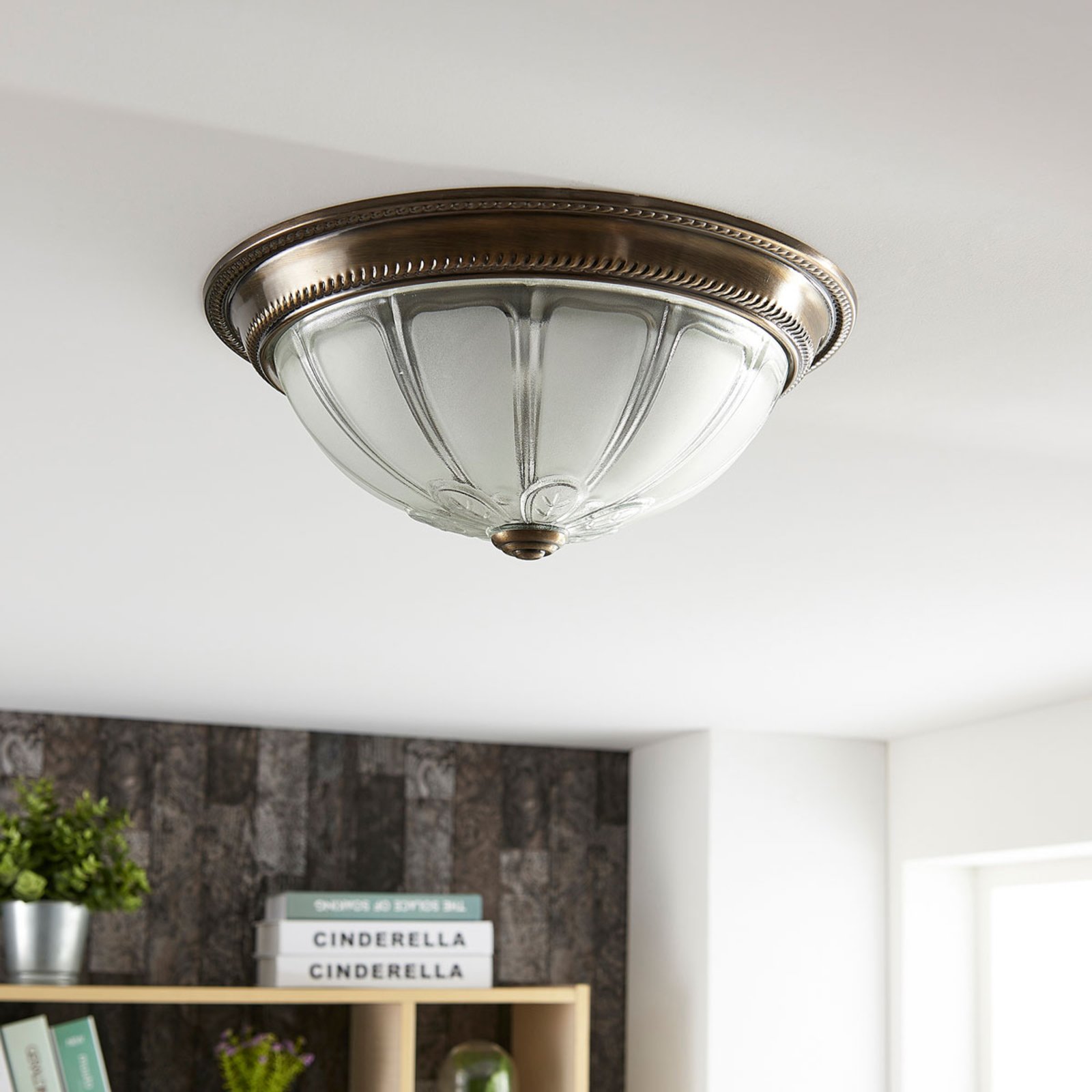 Round LED ceiling light Henja, 3-stage dimmable