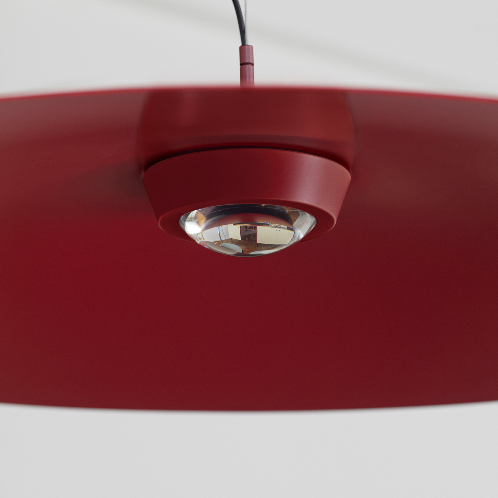Luceplan Koinè LED závěsná lampa 927 Ø37cm červená